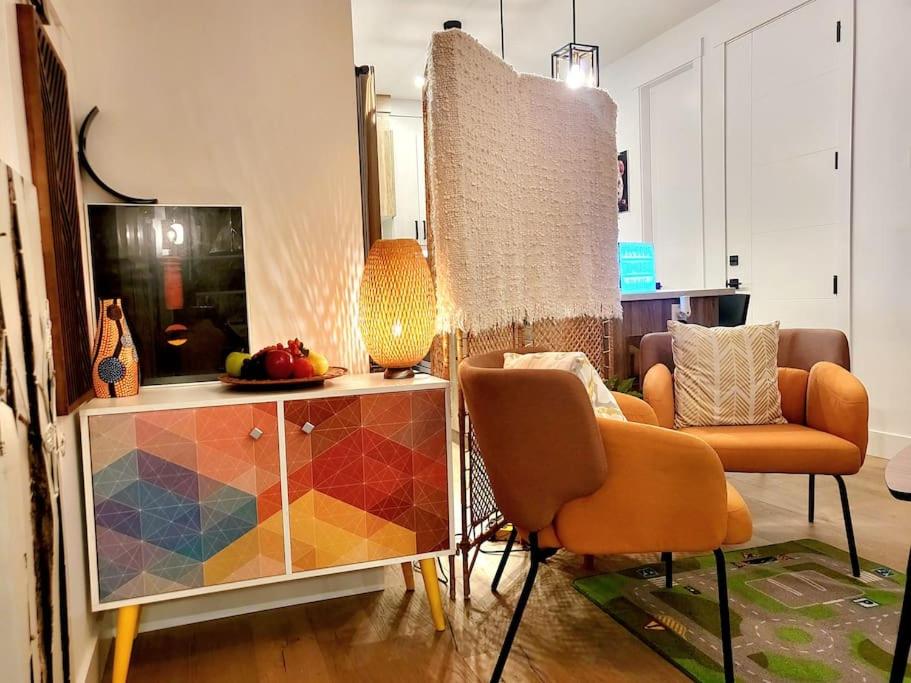 Welcome to Happy Place where Cozy Comfort Meets Exquisite Luxury