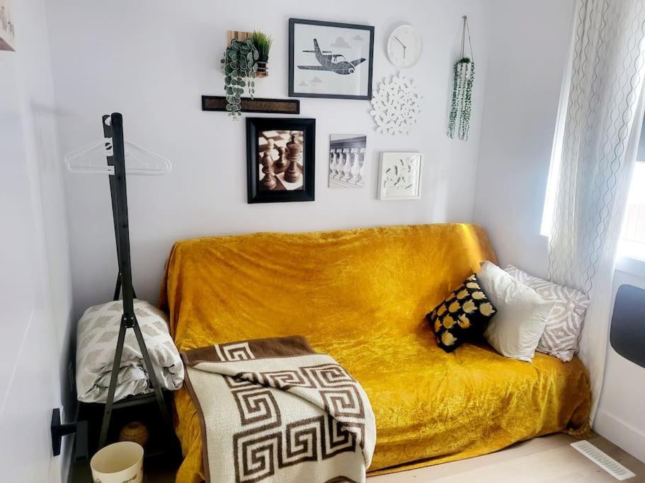 Welcome to Happy Place where Cozy Comfort Meets Exquisite Luxury
