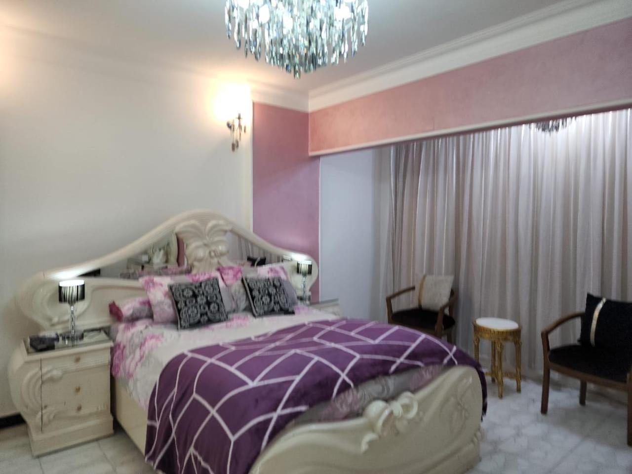 Comfortable Apartment in sheraton Heliopolis 5 minutes from Cairo Airport
