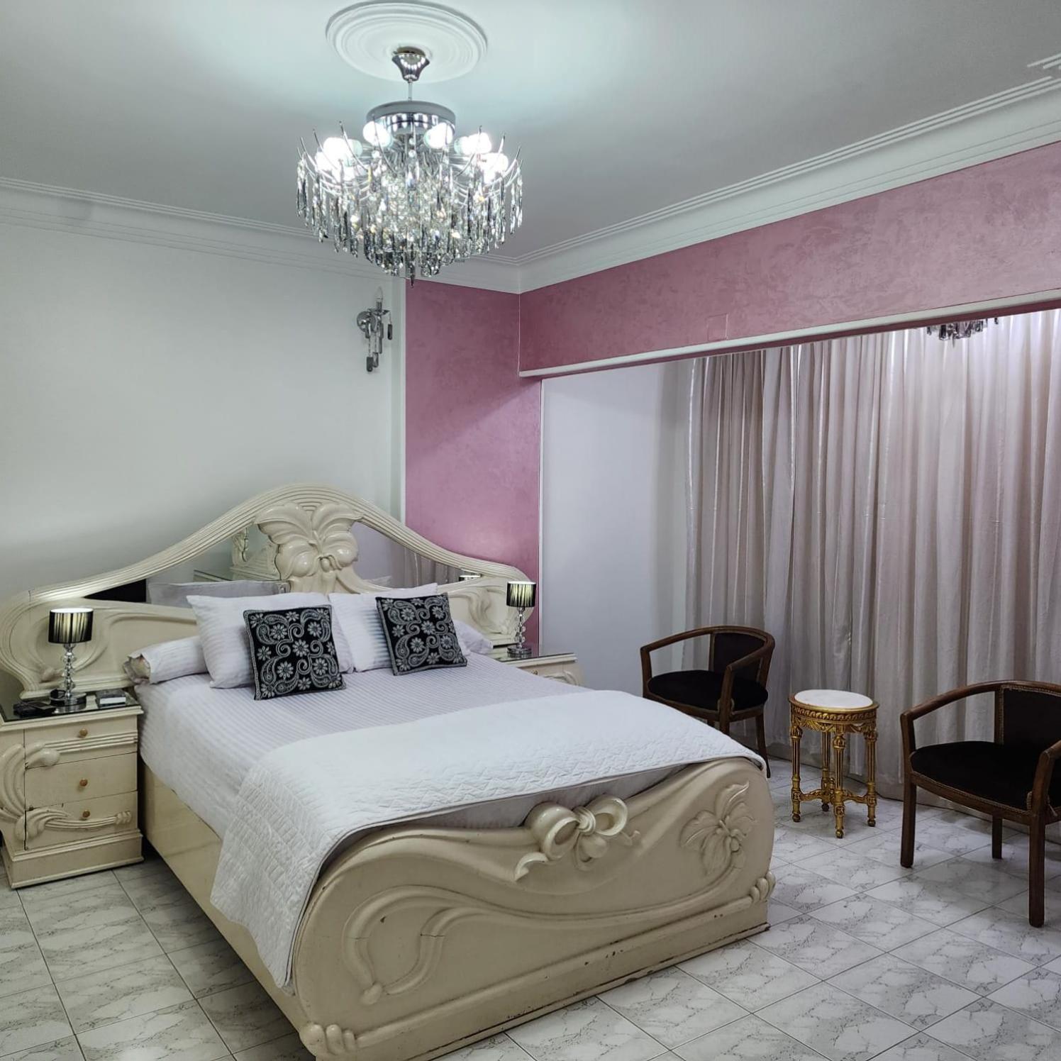 Comfortable Apartment in sheraton Heliopolis 5 minutes from Cairo Airport