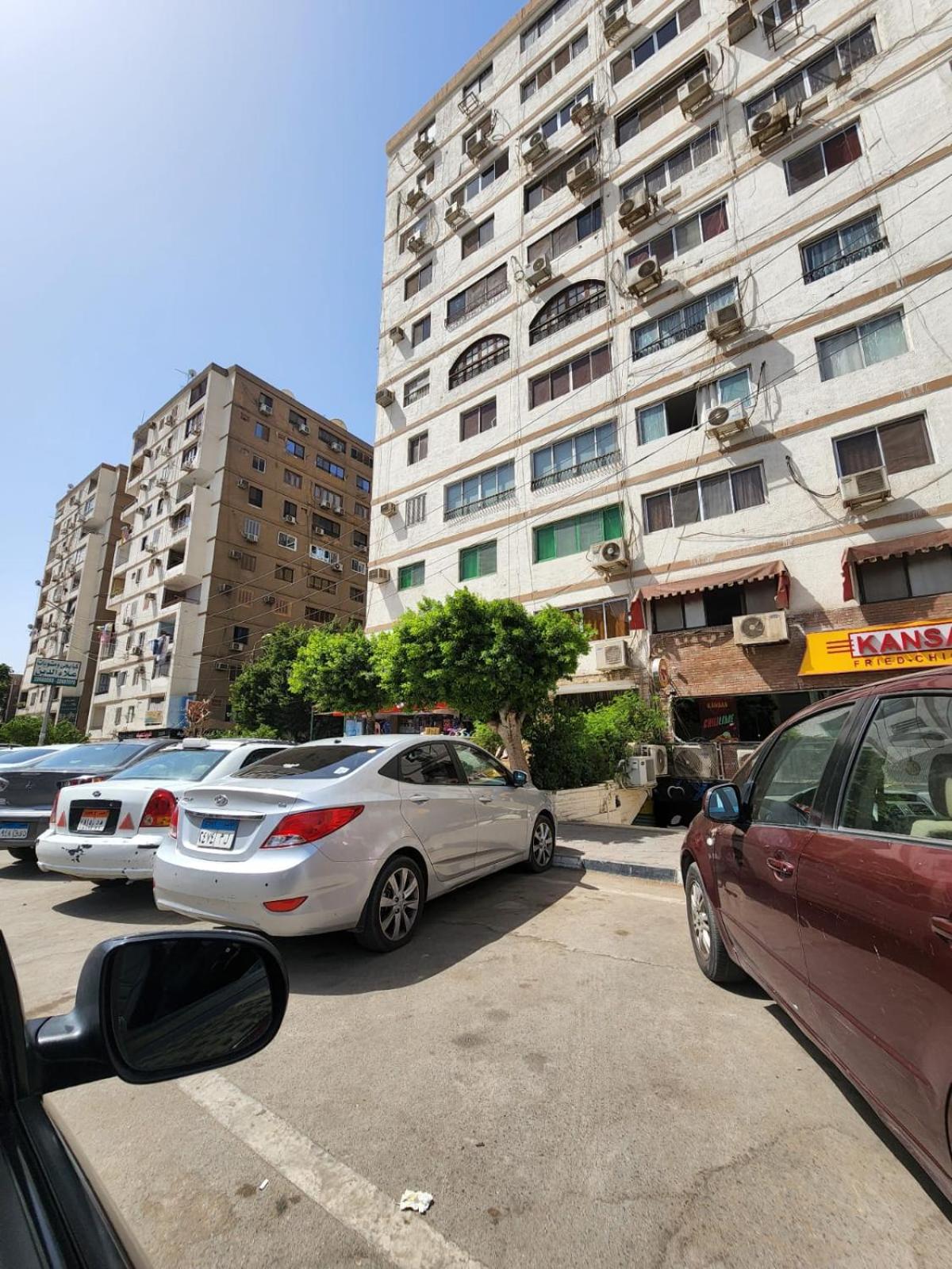 Comfortable Apartment in sheraton Heliopolis 5 minutes from Cairo Airport