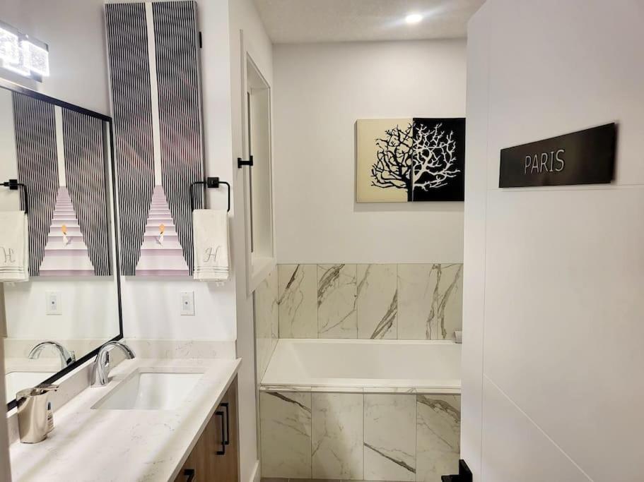 Welcome to Happy Place where Cozy Comfort Meets Exquisite Luxury
