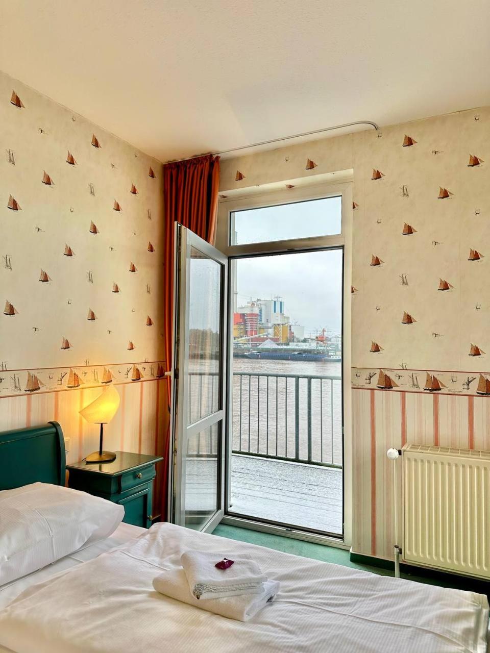 Gästehaus Weserblick am Weser-Sandstrand