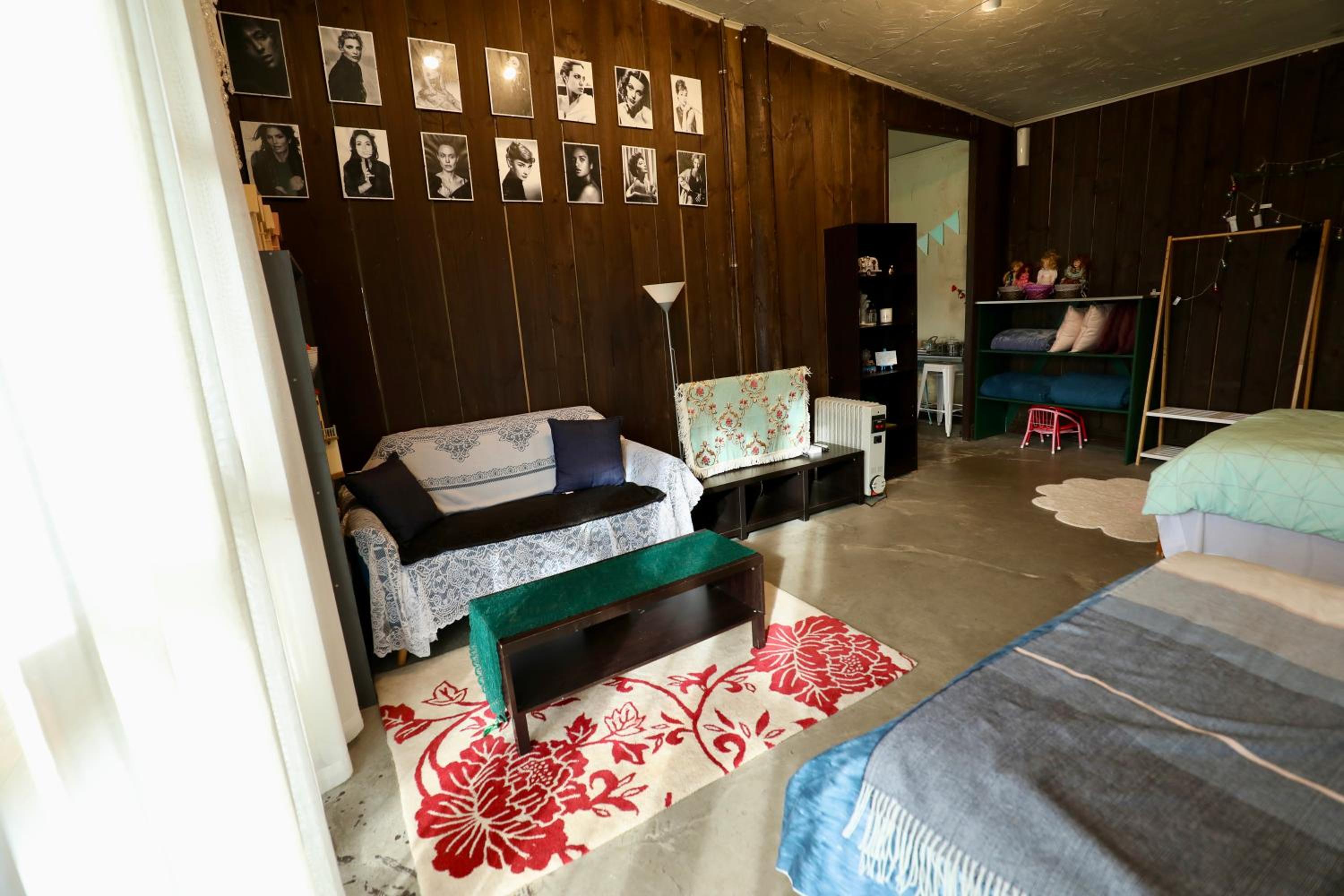 Photo 11