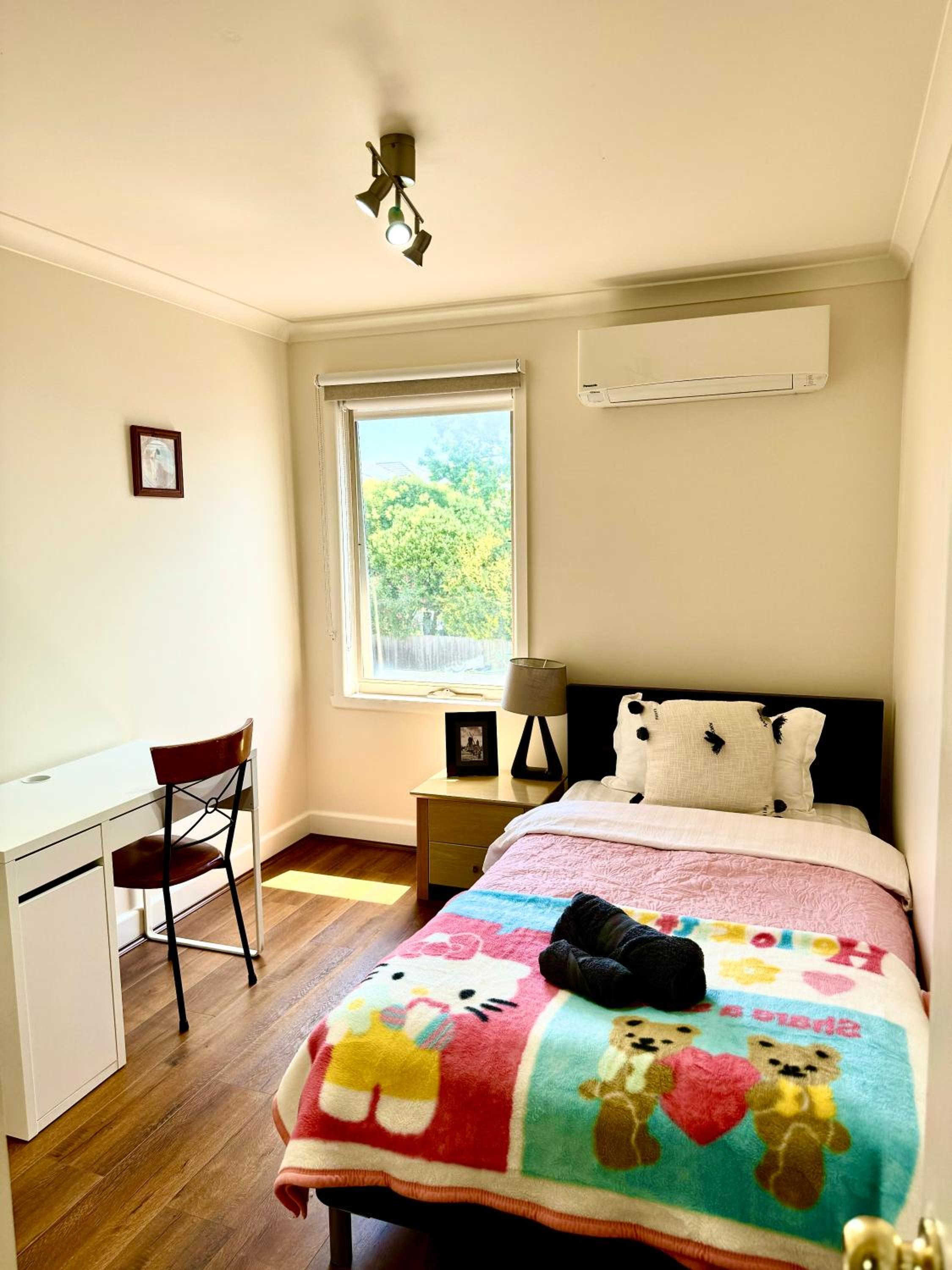 Photo 7