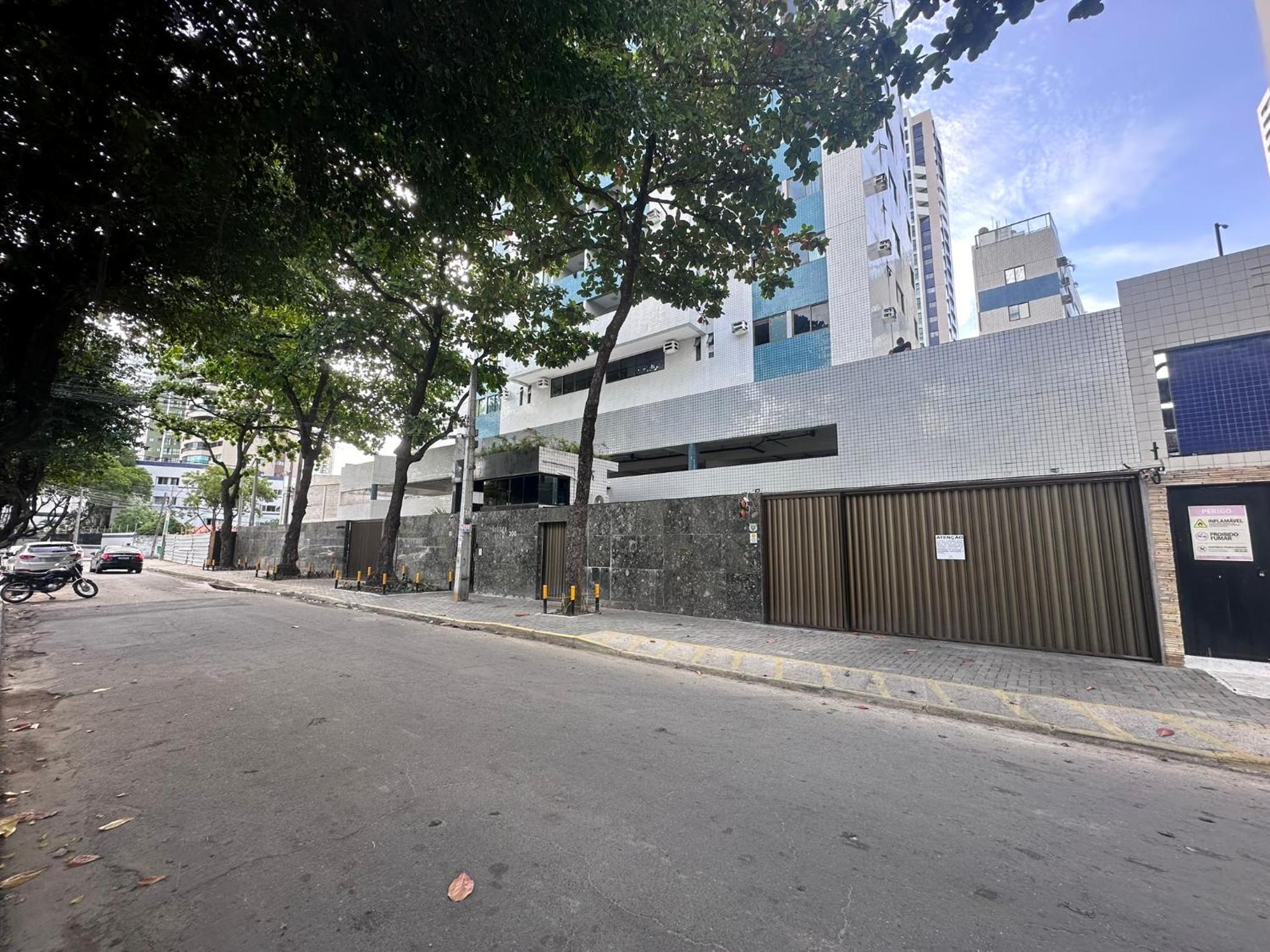 Flat - Boa Viagem para até 5 pessoas, andar ALTO vista Mar, Piscina, Wifi 500Mbps,