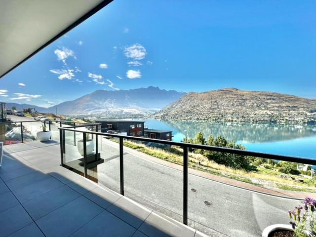 Fantastic 4 BDR home, AC, WIFI, Coffee Machine