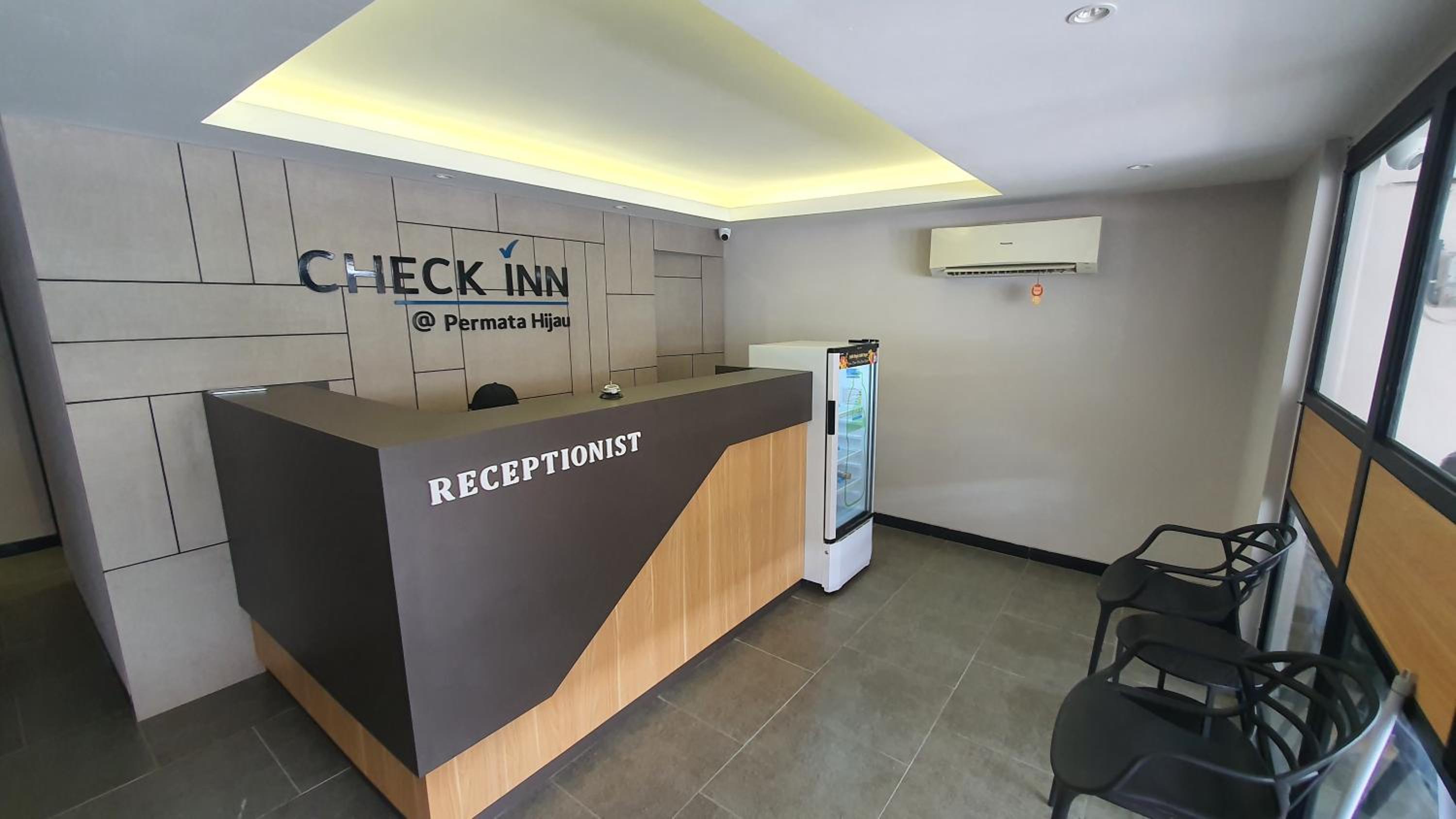 Check Inn Permata Hijau view 5