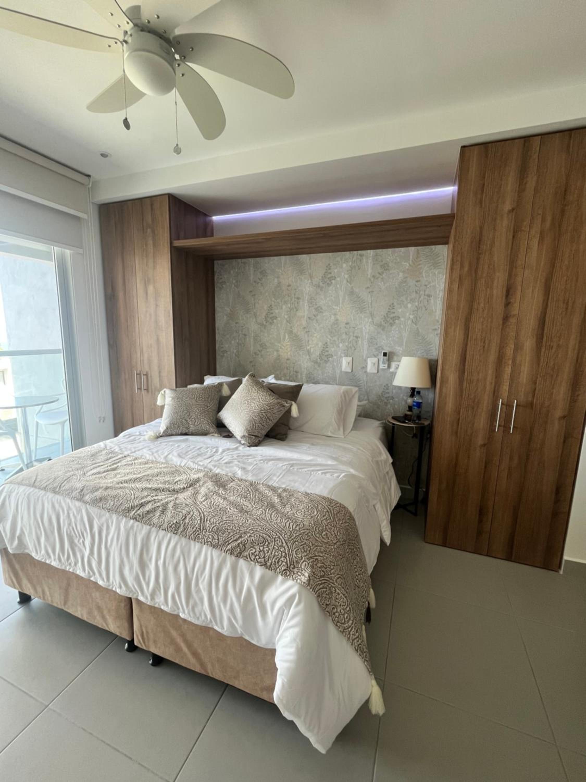 Aparta estudio exclusivo con vista al mar