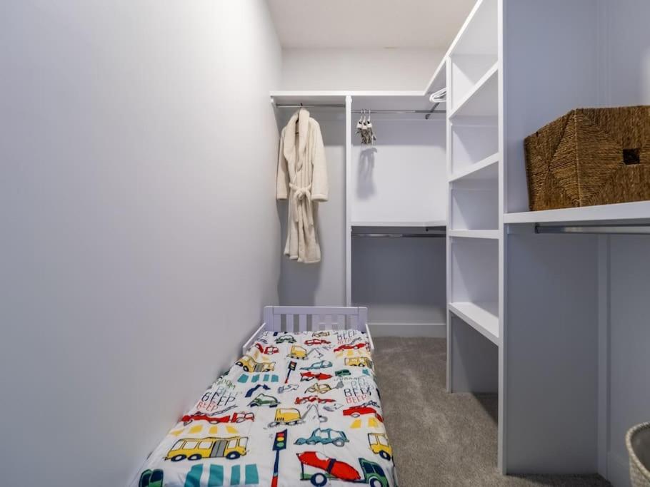 Welcome to Happy Place where Cozy Comfort Meets Exquisite Luxury