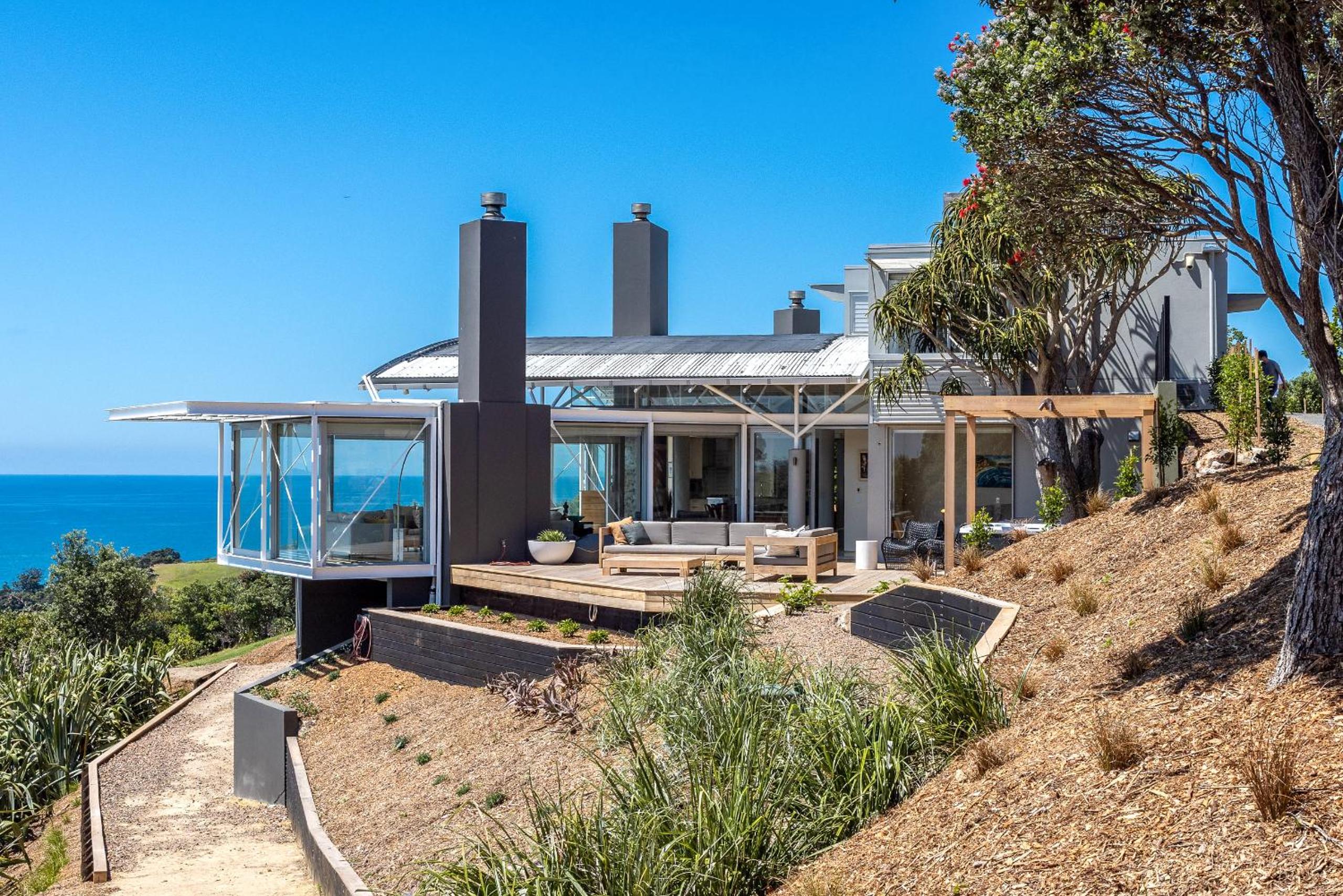 Nikau Estate, Oneroa - Be My Guest