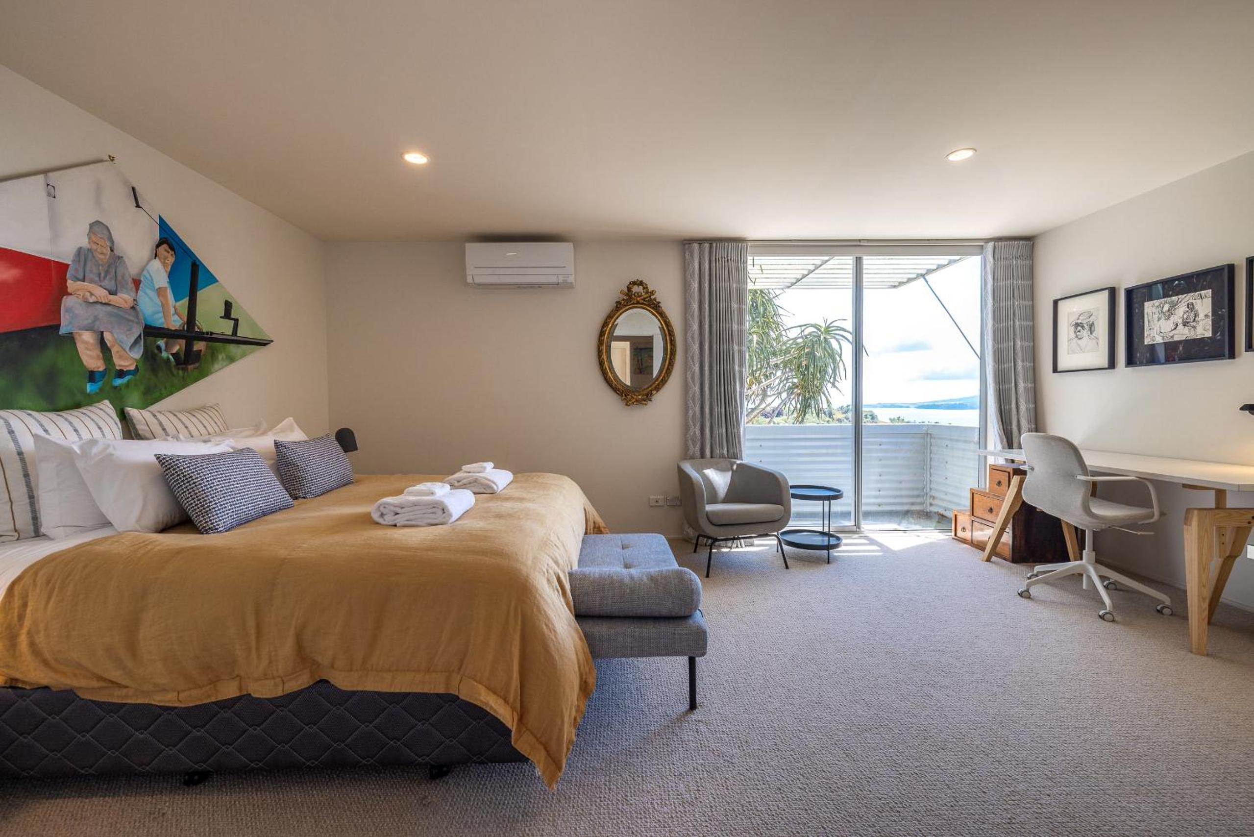 Nikau Estate, Oneroa - Be My Guest