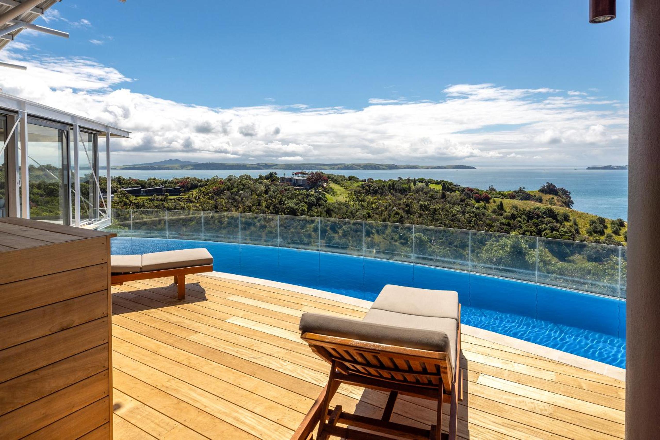 Nikau Estate, Oneroa - Be My Guest