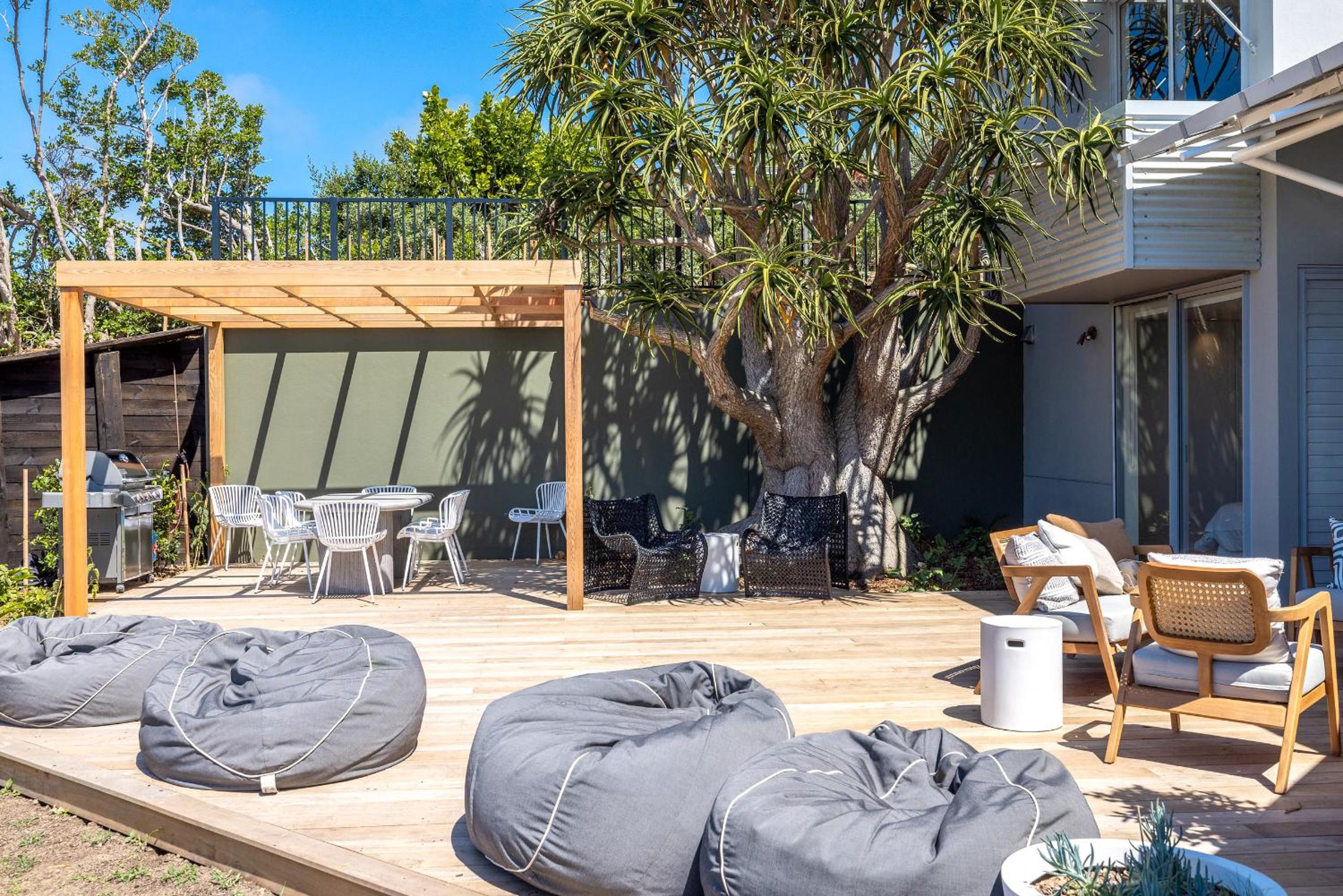 Nikau Estate, Oneroa - Be My Guest