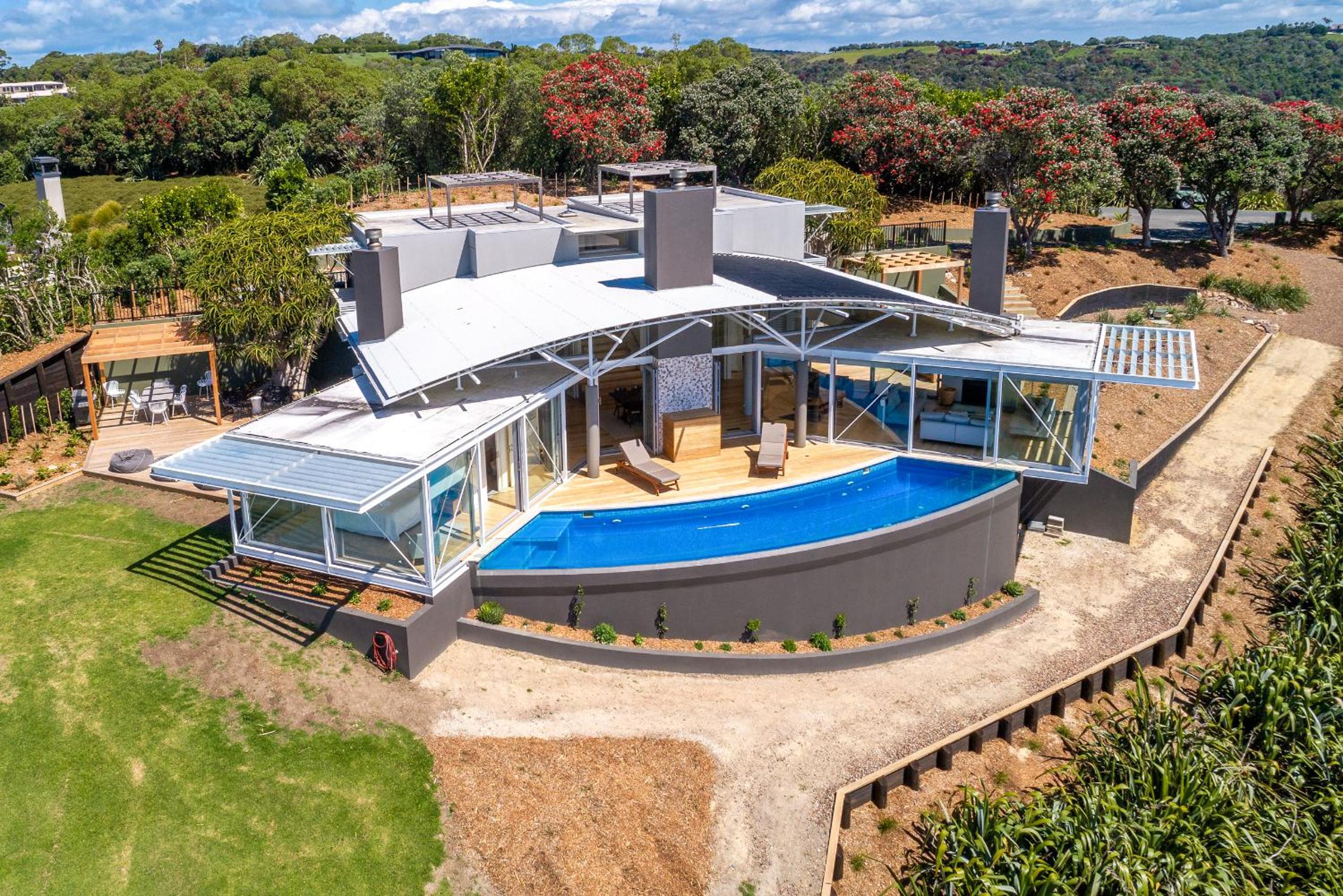 Nikau Estate, Oneroa - Be My Guest