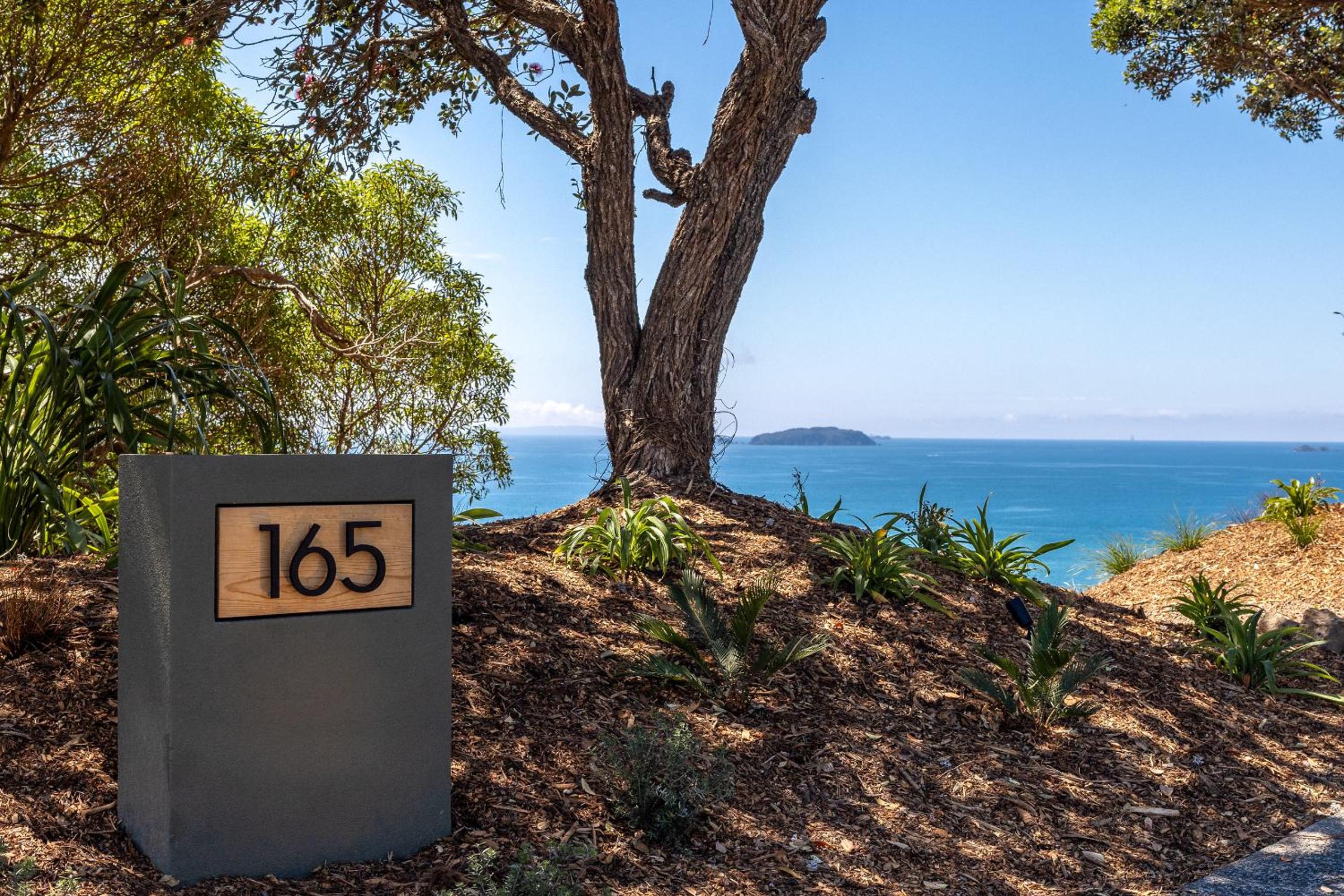 Nikau Estate, Oneroa - Be My Guest