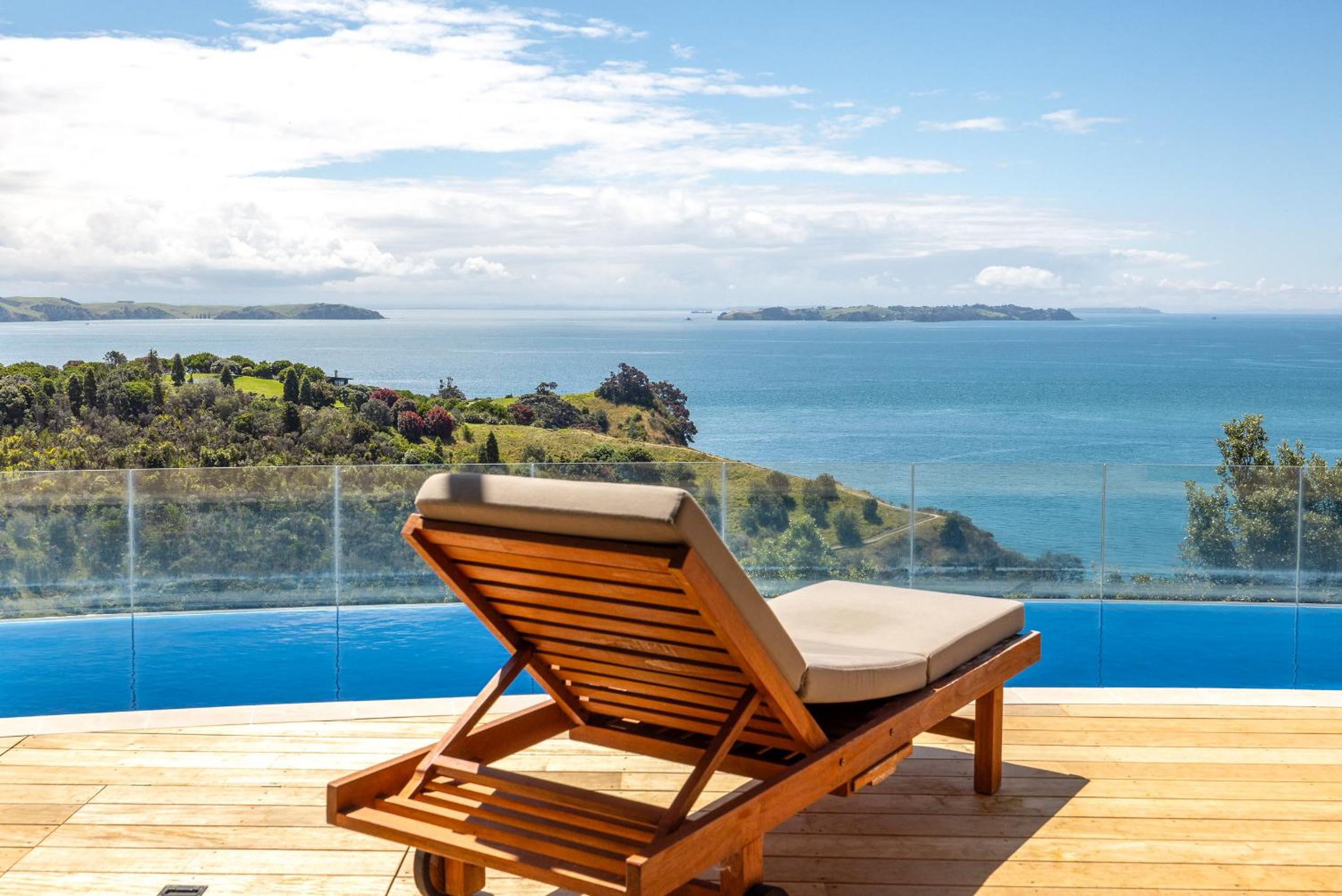Nikau Estate, Oneroa - Be My Guest