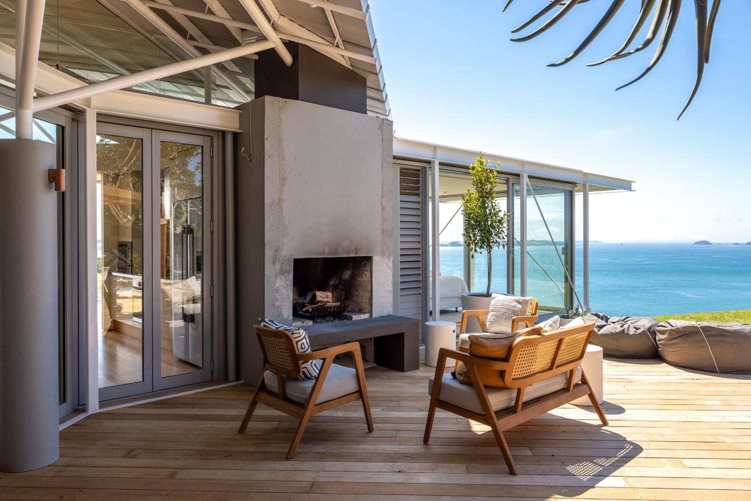 Nikau Estate, Oneroa - Be My Guest