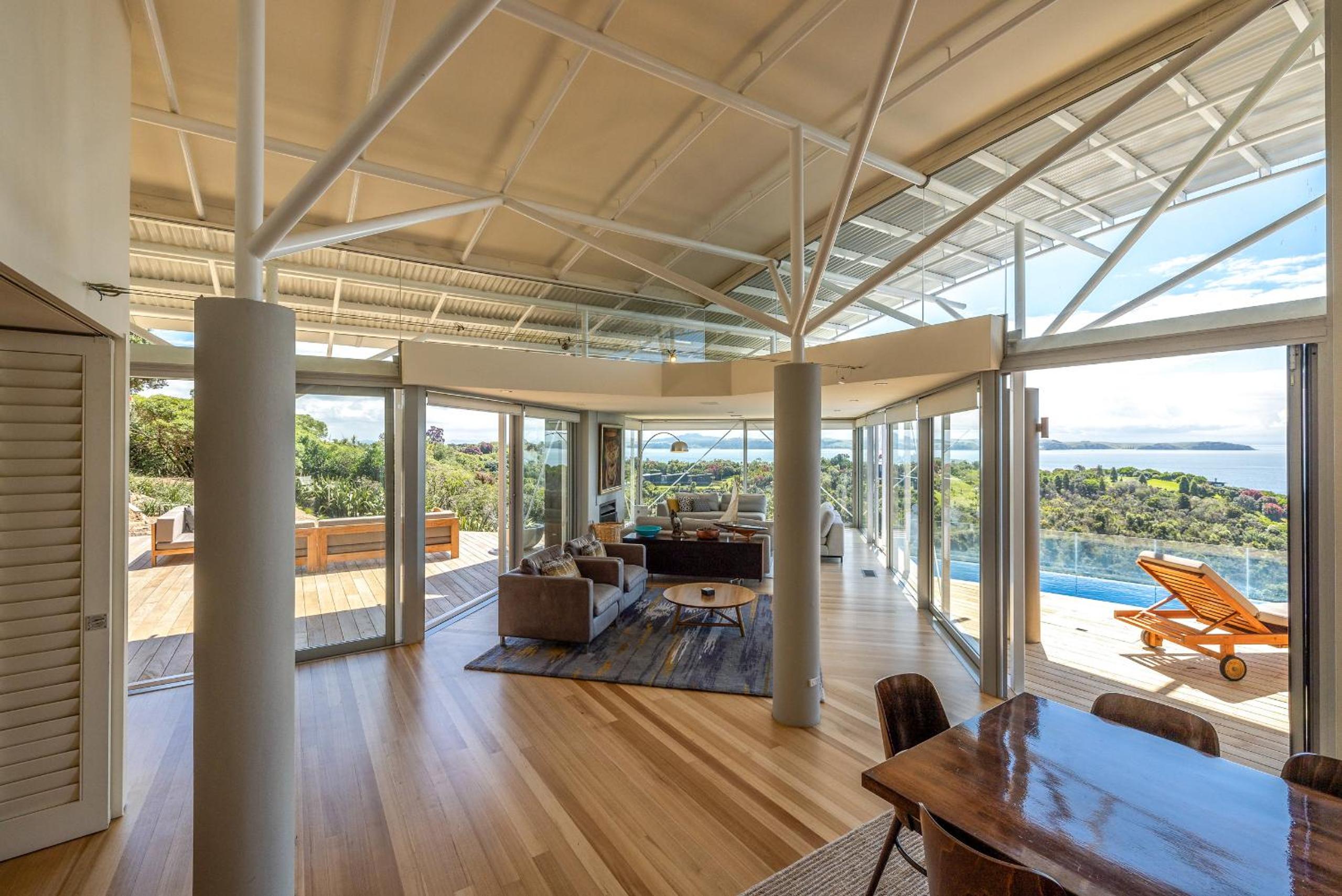 Nikau Estate, Oneroa - Be My Guest