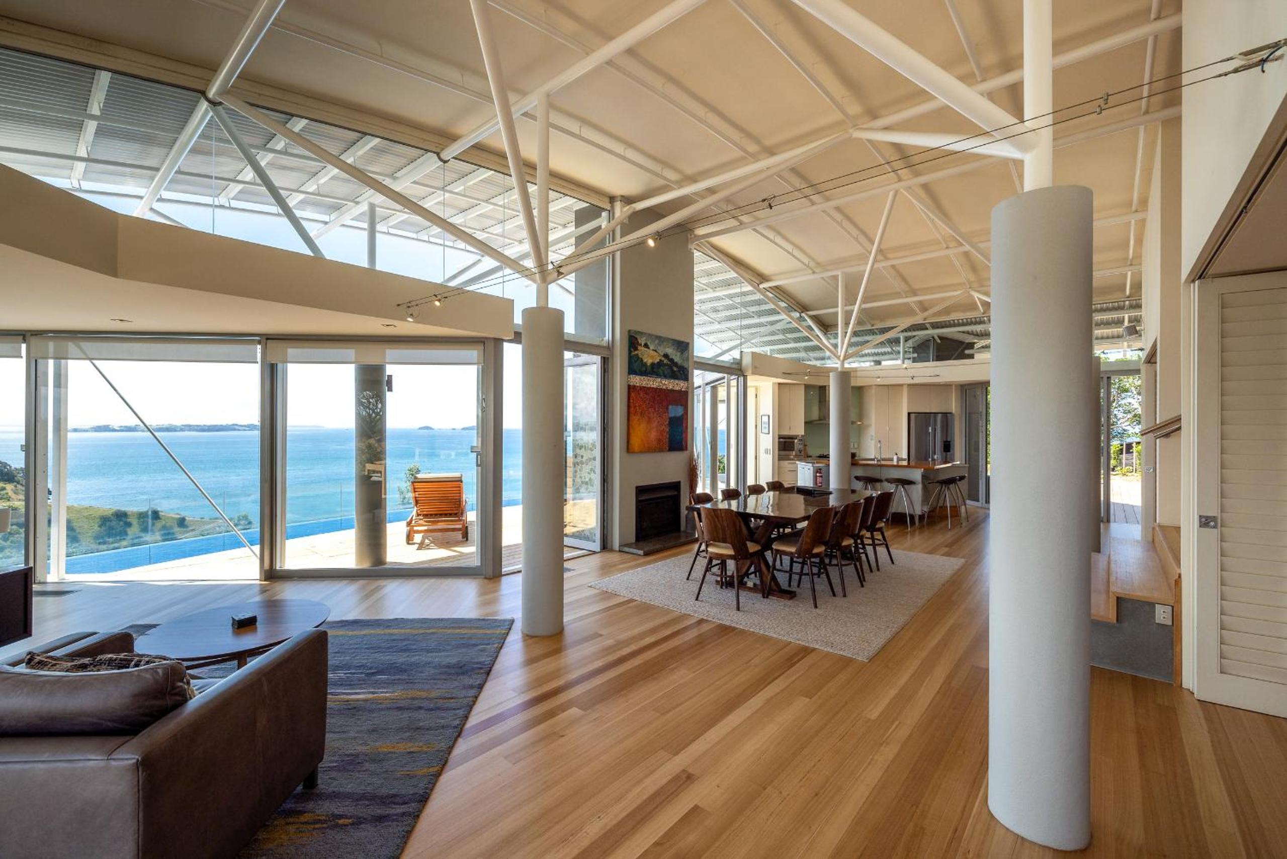 Nikau Estate, Oneroa - Be My Guest