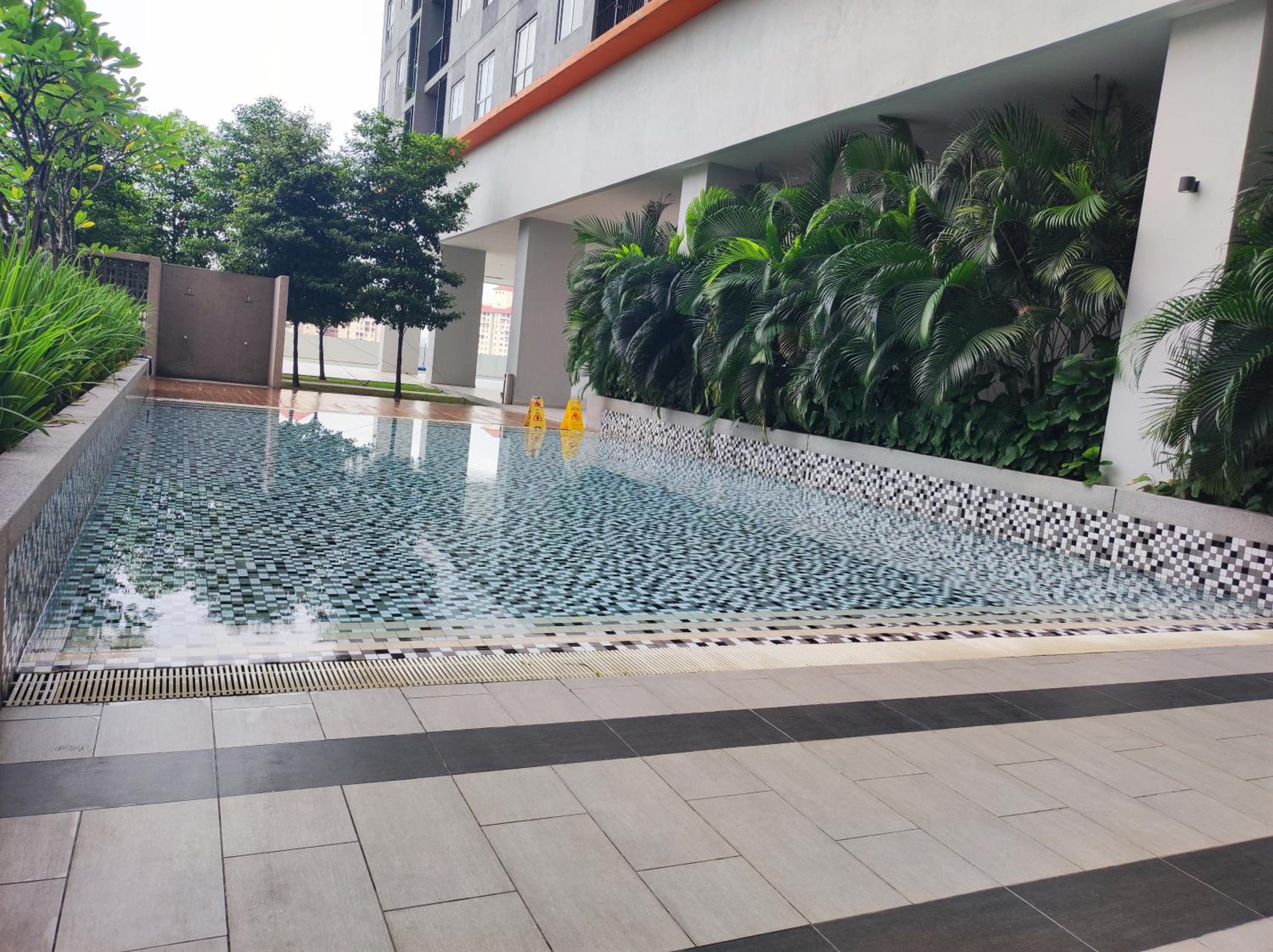 Ima Homestay Residensi Rampai ll