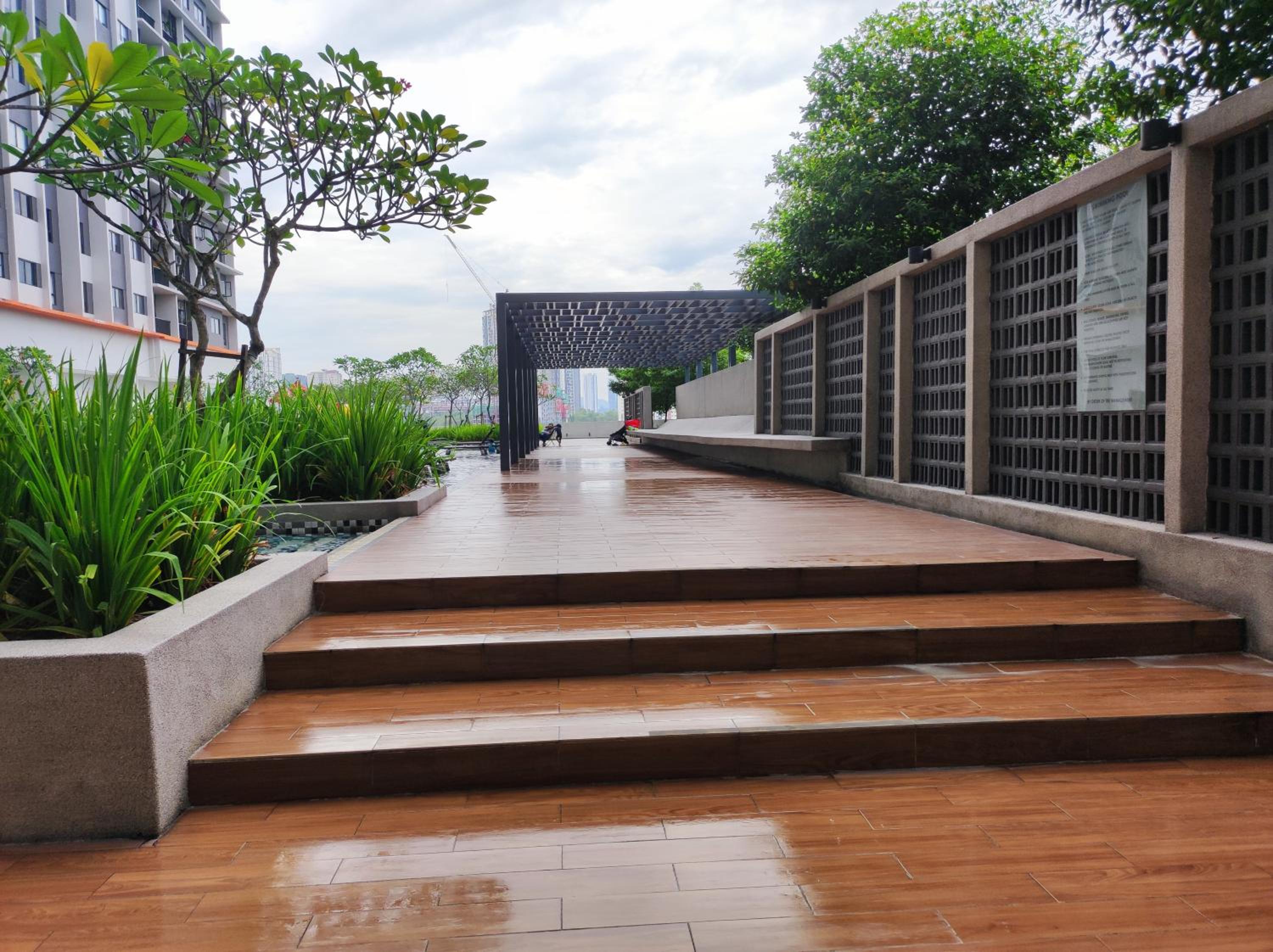 Ima Homestay Residensi Rampai ll