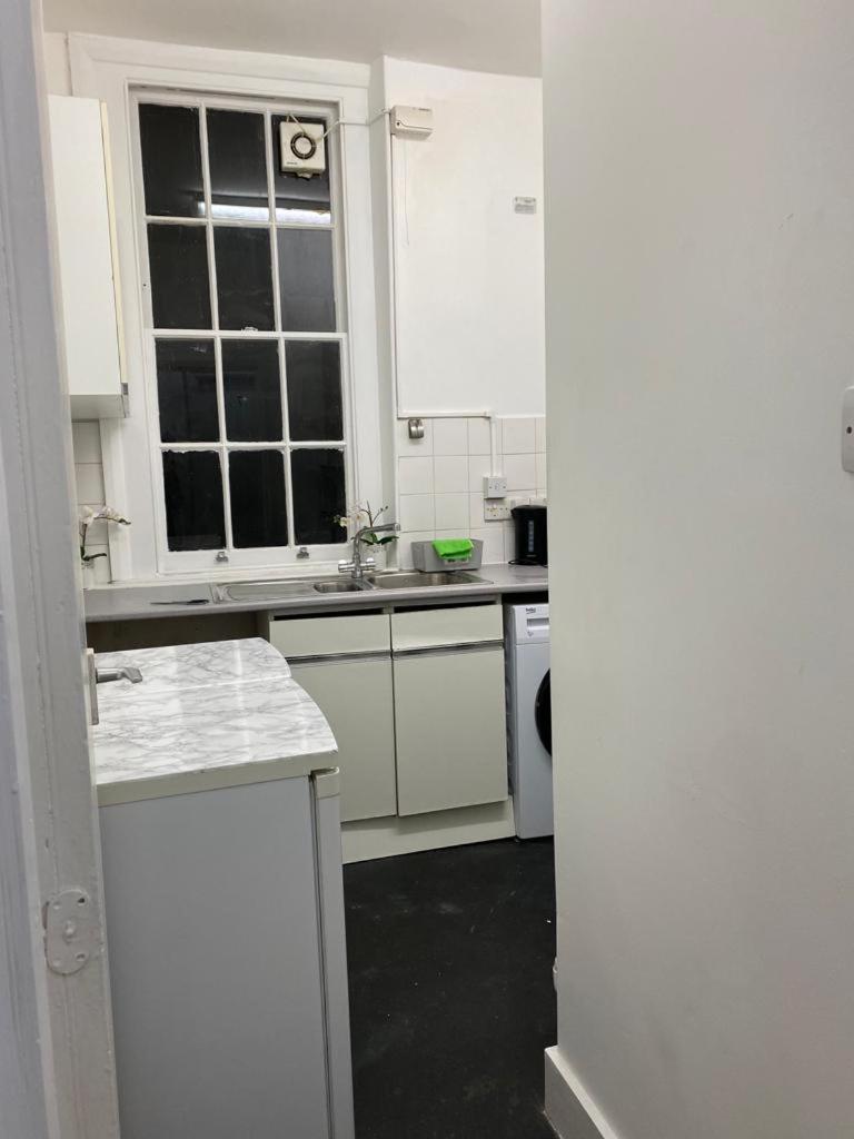 Comfy Private Rooms in Camden Town, Central London