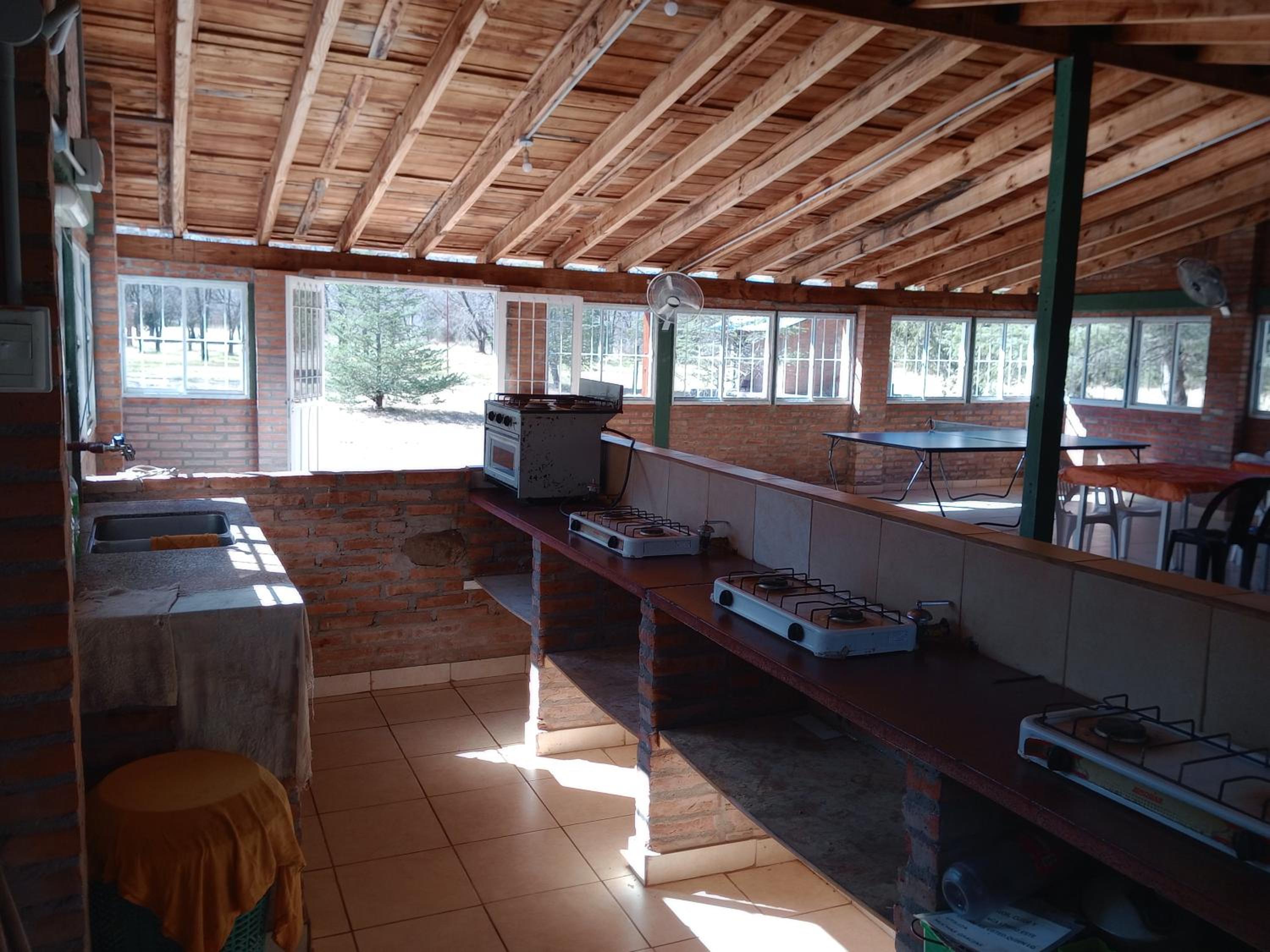 Los Nidos Dormis Habitaciones con baño privado y DEPARTAMENTOS