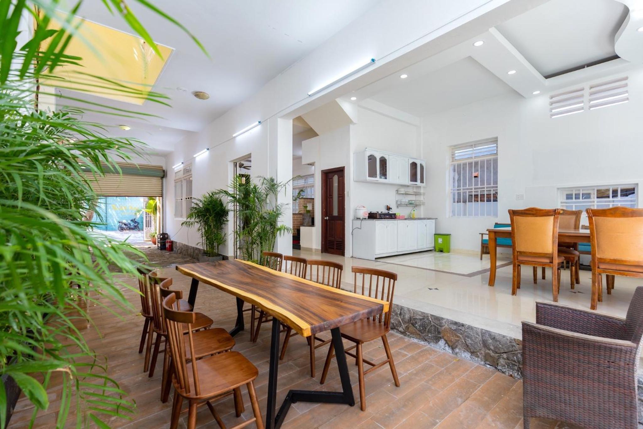 Palm Villa 04 - 5 bedrooms, billiard, pool in VungTau view 3