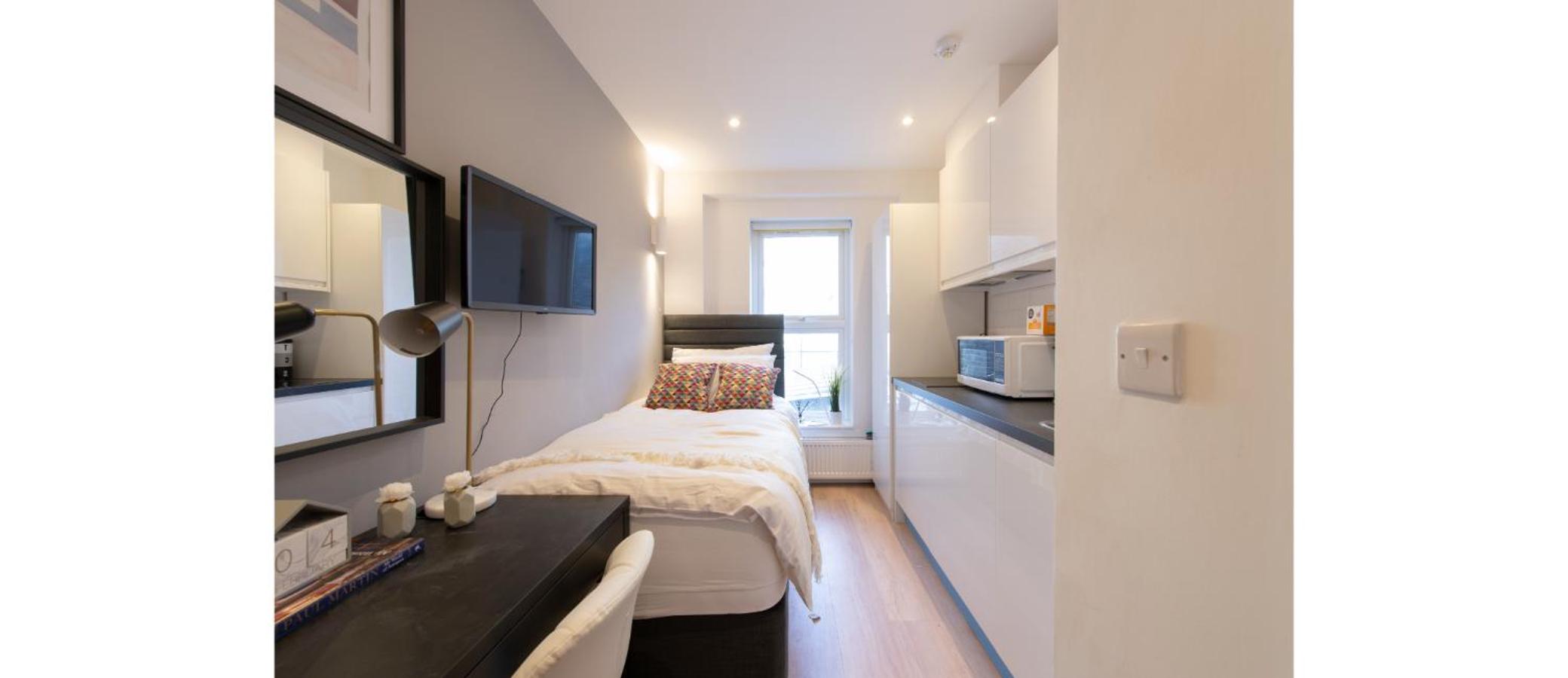 Cozy-Bnbs Tiny and Perfect Studio Apartment — London