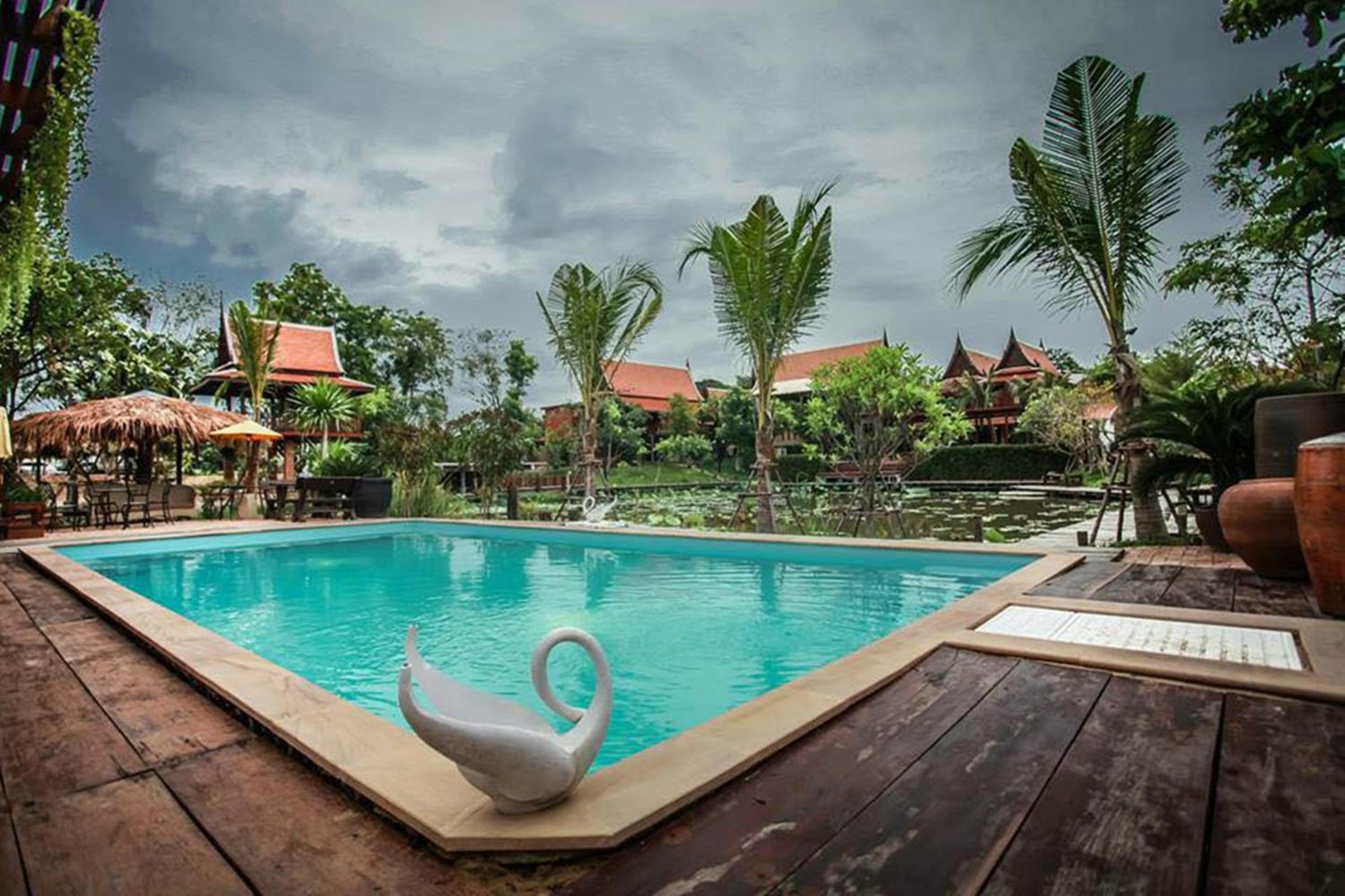 swimming pool