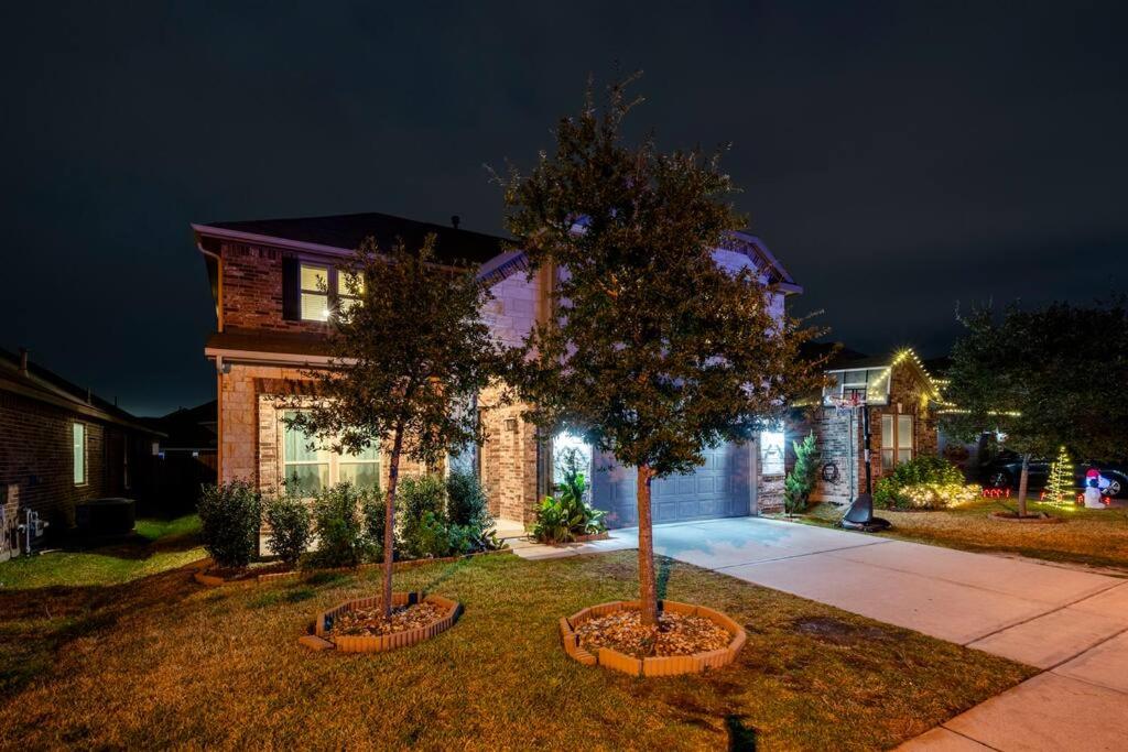 Spacious long stay family home in Kingwood/Humble - Property Image 40