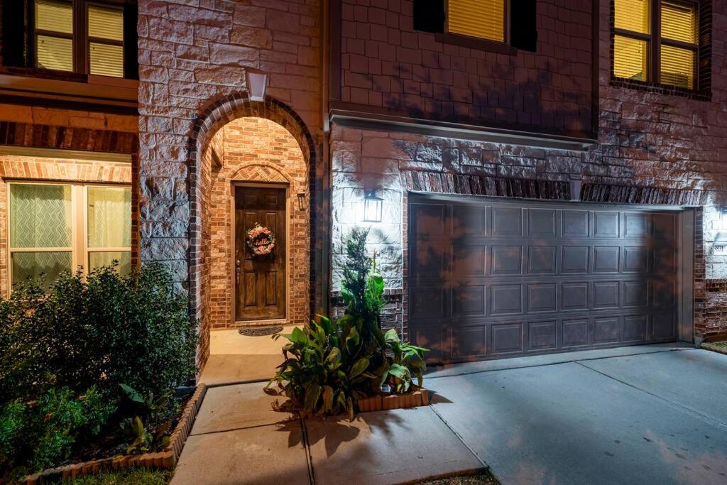 Spacious long stay family home in Kingwood/Humble - Property Image 13