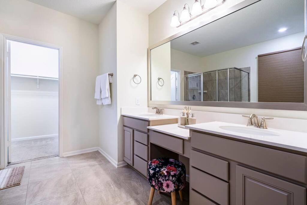 Spacious long stay family home in Kingwood/Humble - Property Image 15