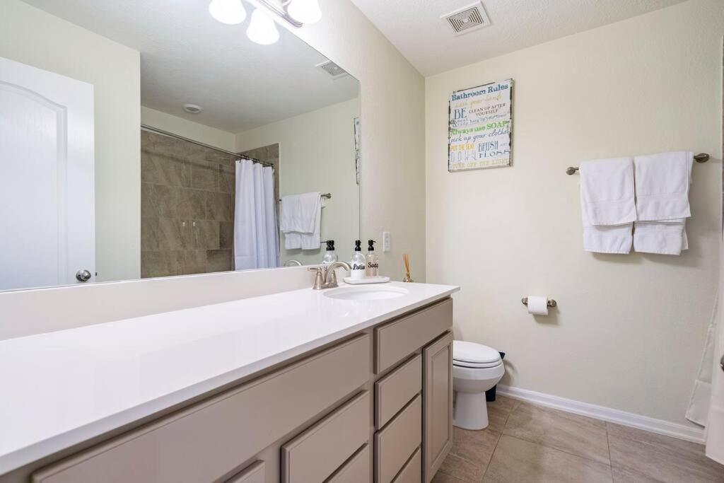 Spacious long stay family home in Kingwood/Humble - Property Image 17