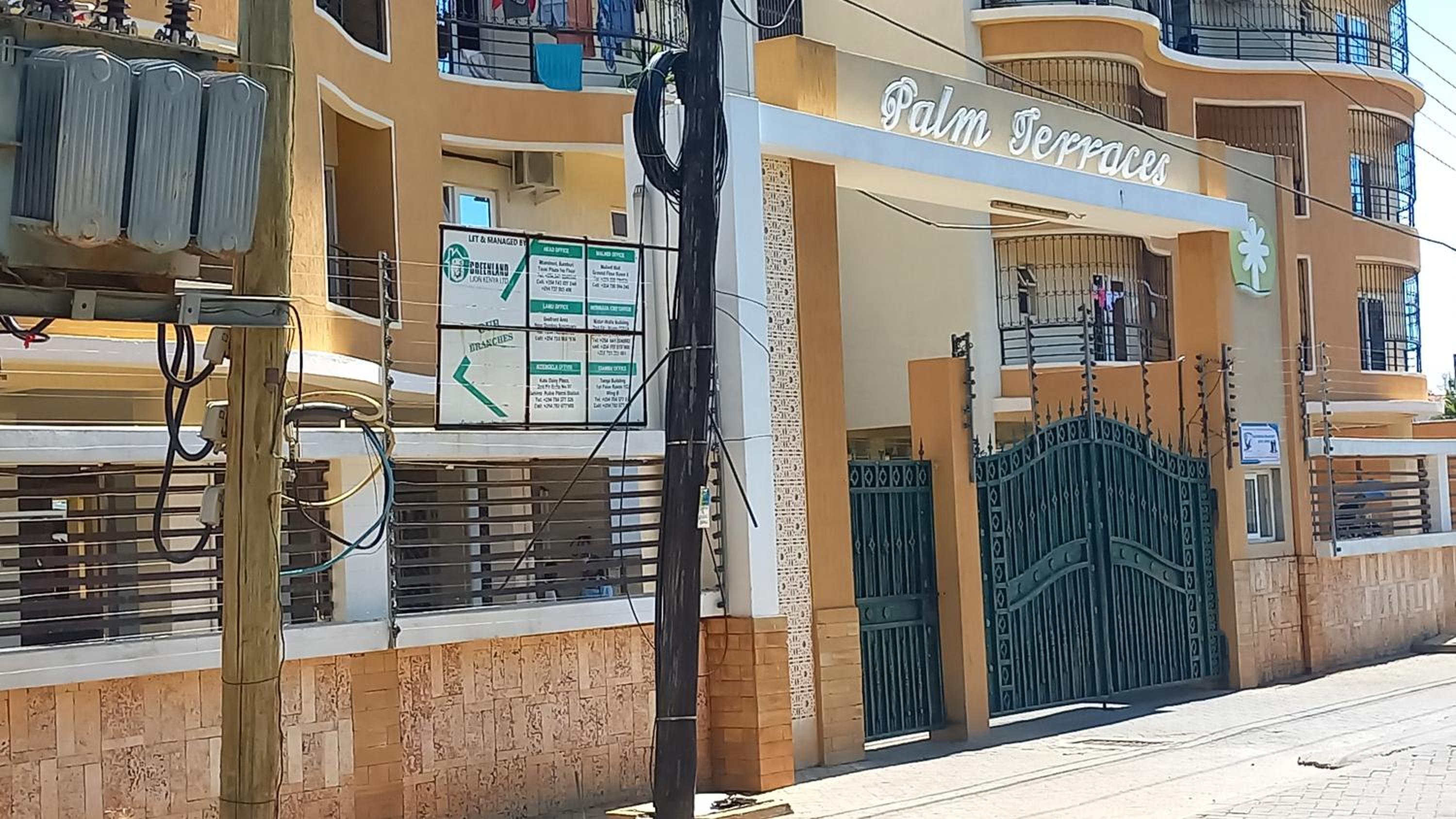 Super 3 bedroom second row from ocean, Nyali, Mombasa view 2