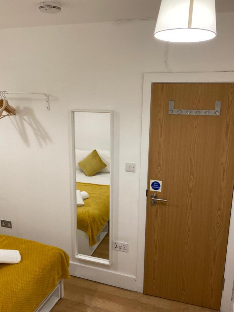 Cosy Private Rooms near Euston Station, Central London