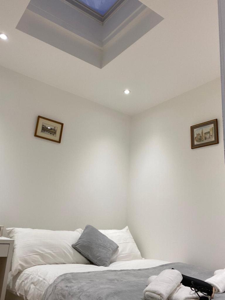 Cosy Private Rooms near Euston Station, Central London