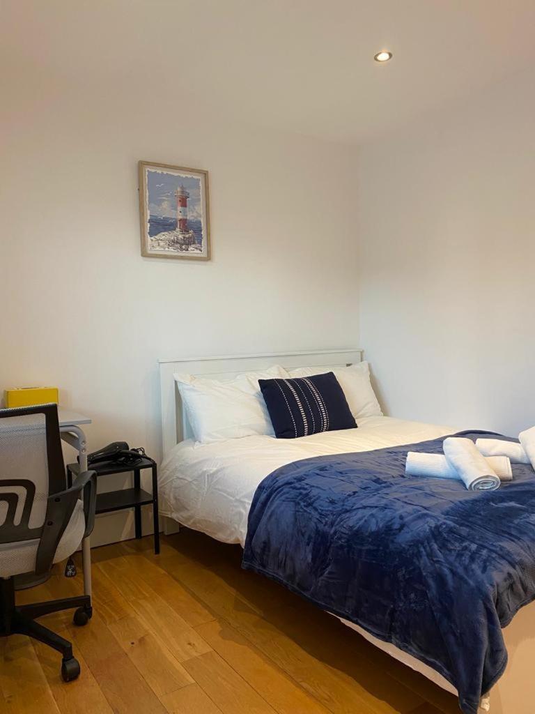 Cosy Private Rooms near Euston Station, Central London