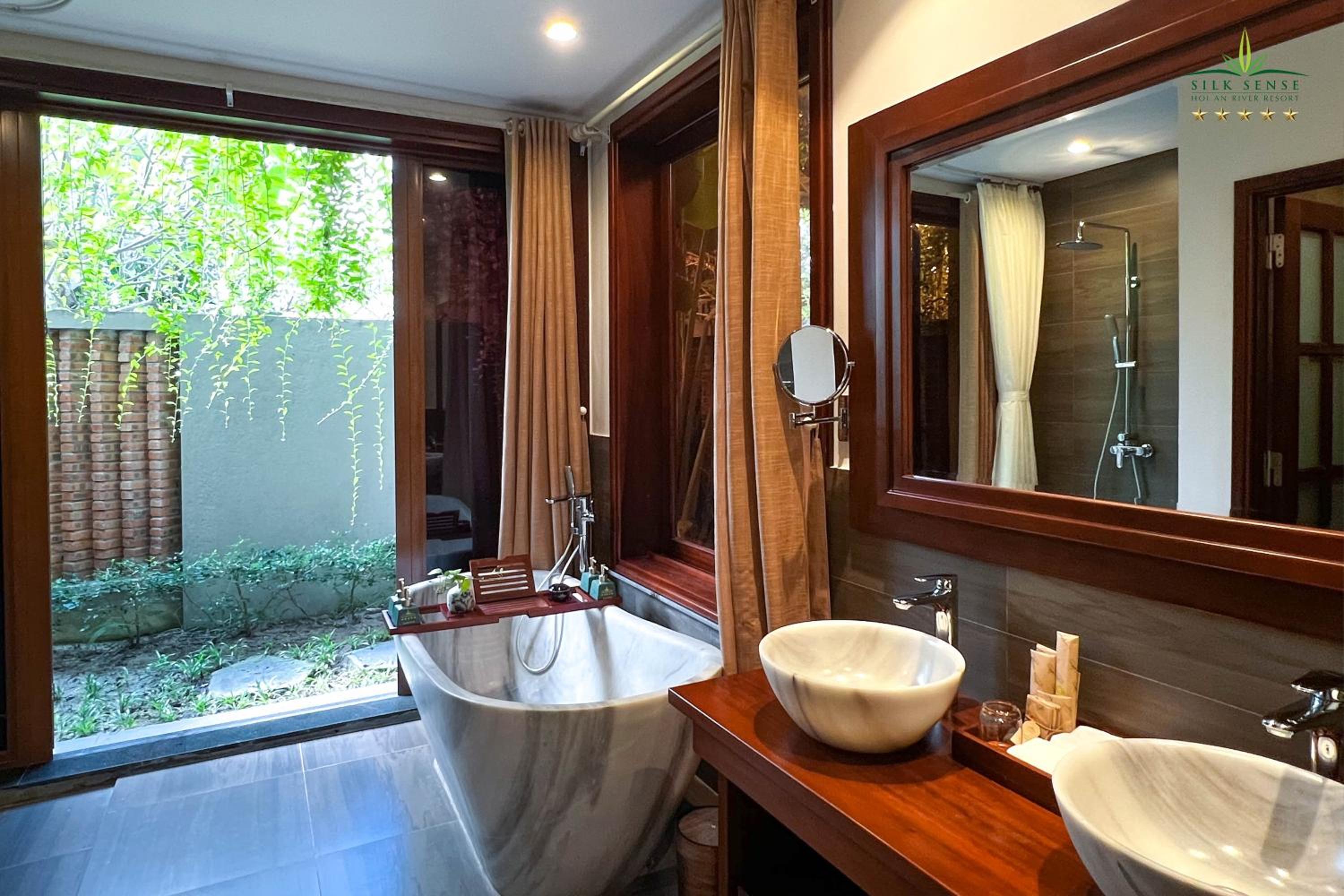 Silk Sense Hoi An River Resort - Green Luxury Escape