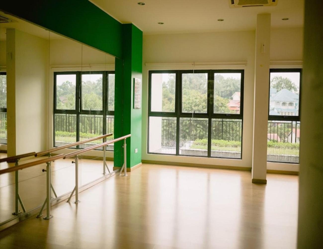 Country Garden Danga Bay Studio Unit by KS
