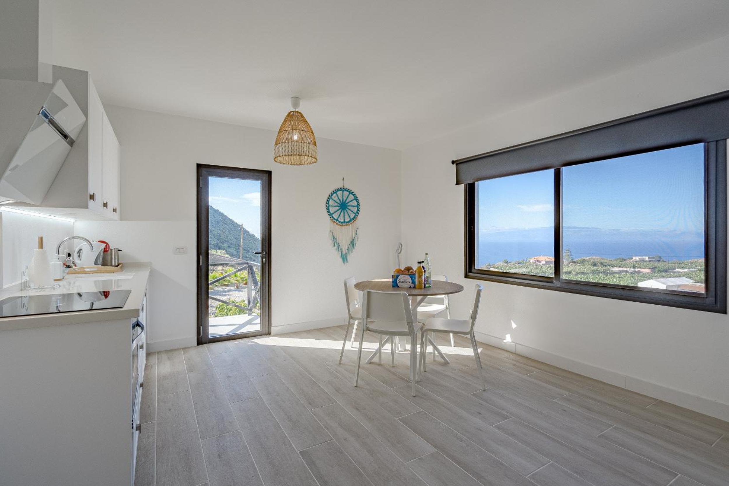 My Pride Sea View Apartment - Adults Only view 5