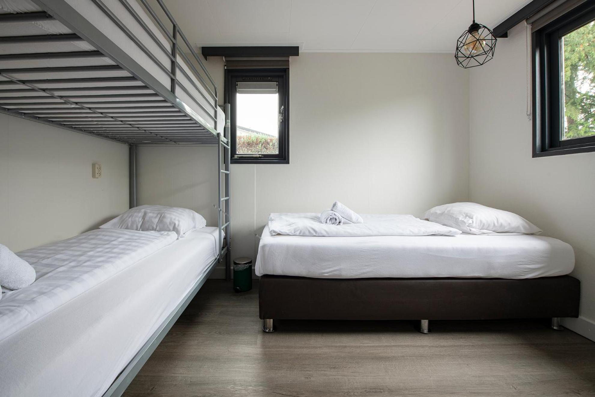 20, Nestled in the woods, Big Chalet and Garden! view 5