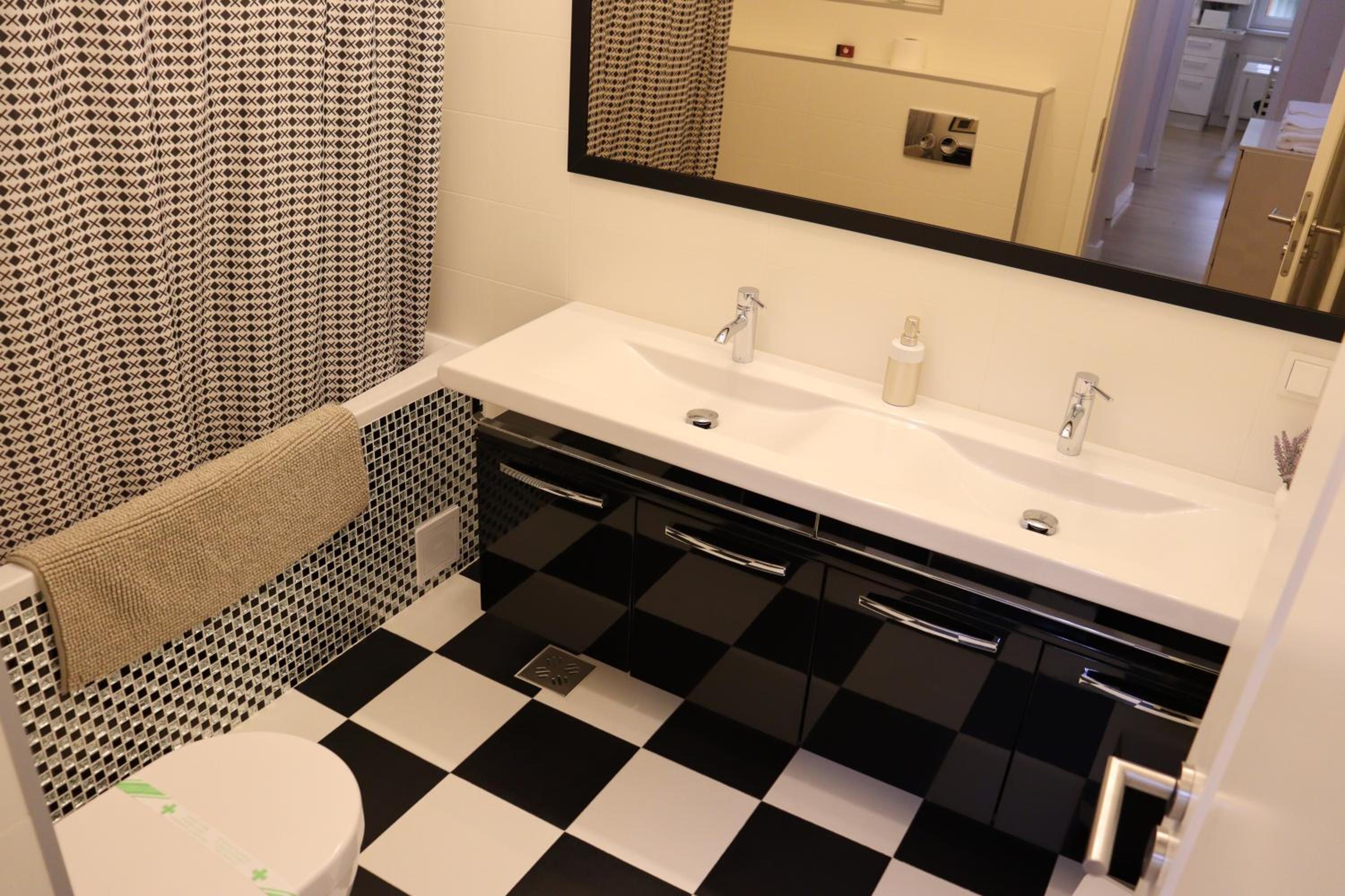 Platinia home view 5