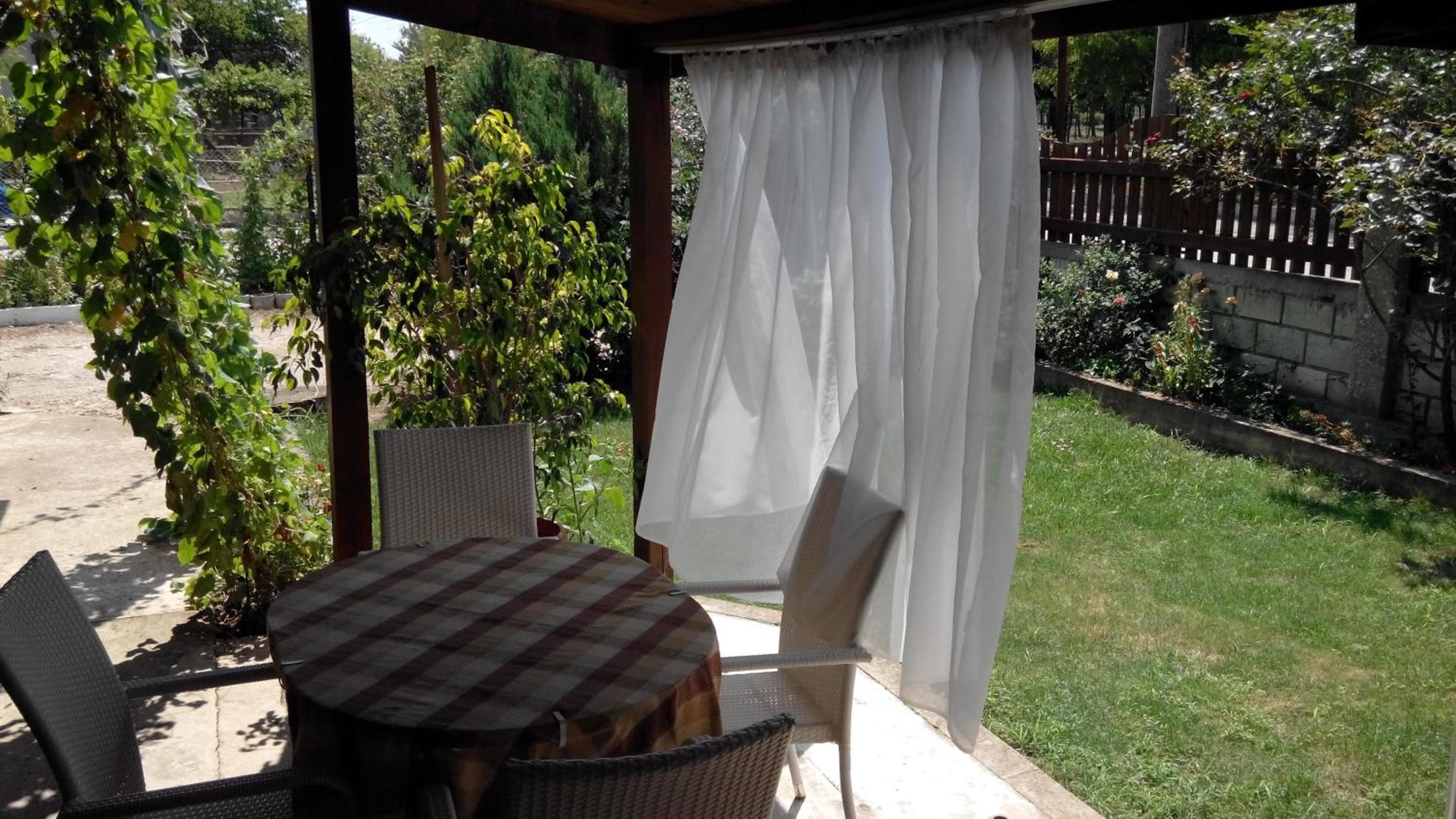 Elida Guest House