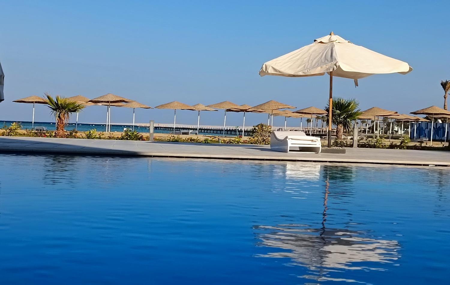 Perfect For couples Sunny & SeaView with Wi-Fi view 2