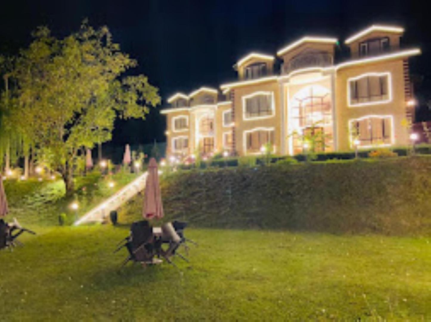 Forest Hill Resorts Laripora view 2