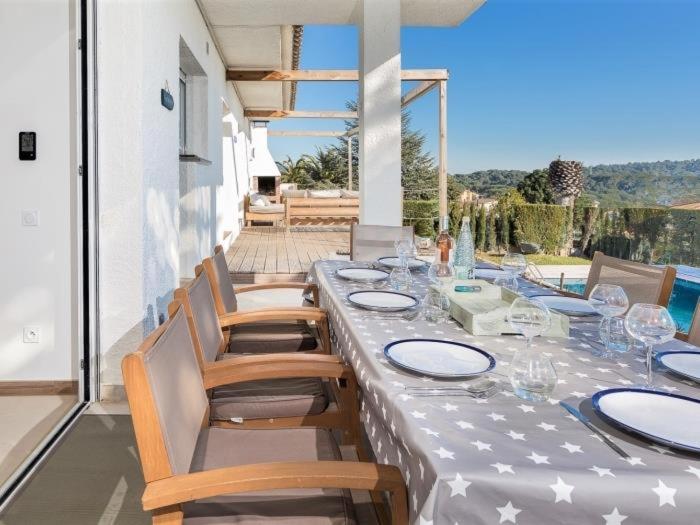 Villa Rosa by Alventholidays