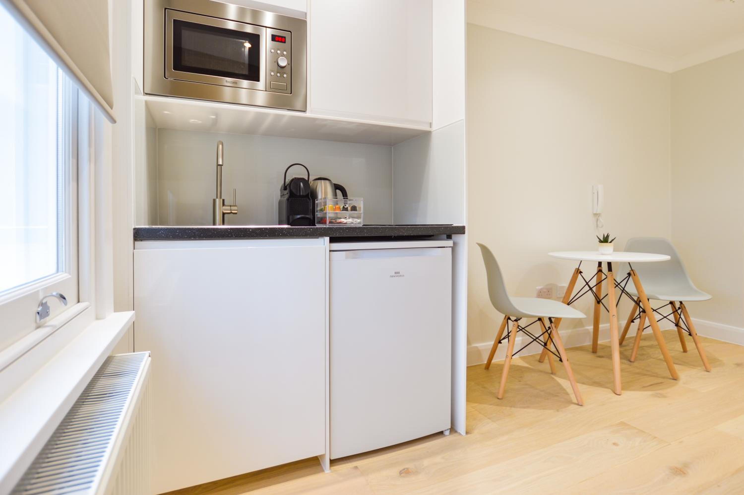 Queensborough Terrace Serviced Apartments by Concept Apartments