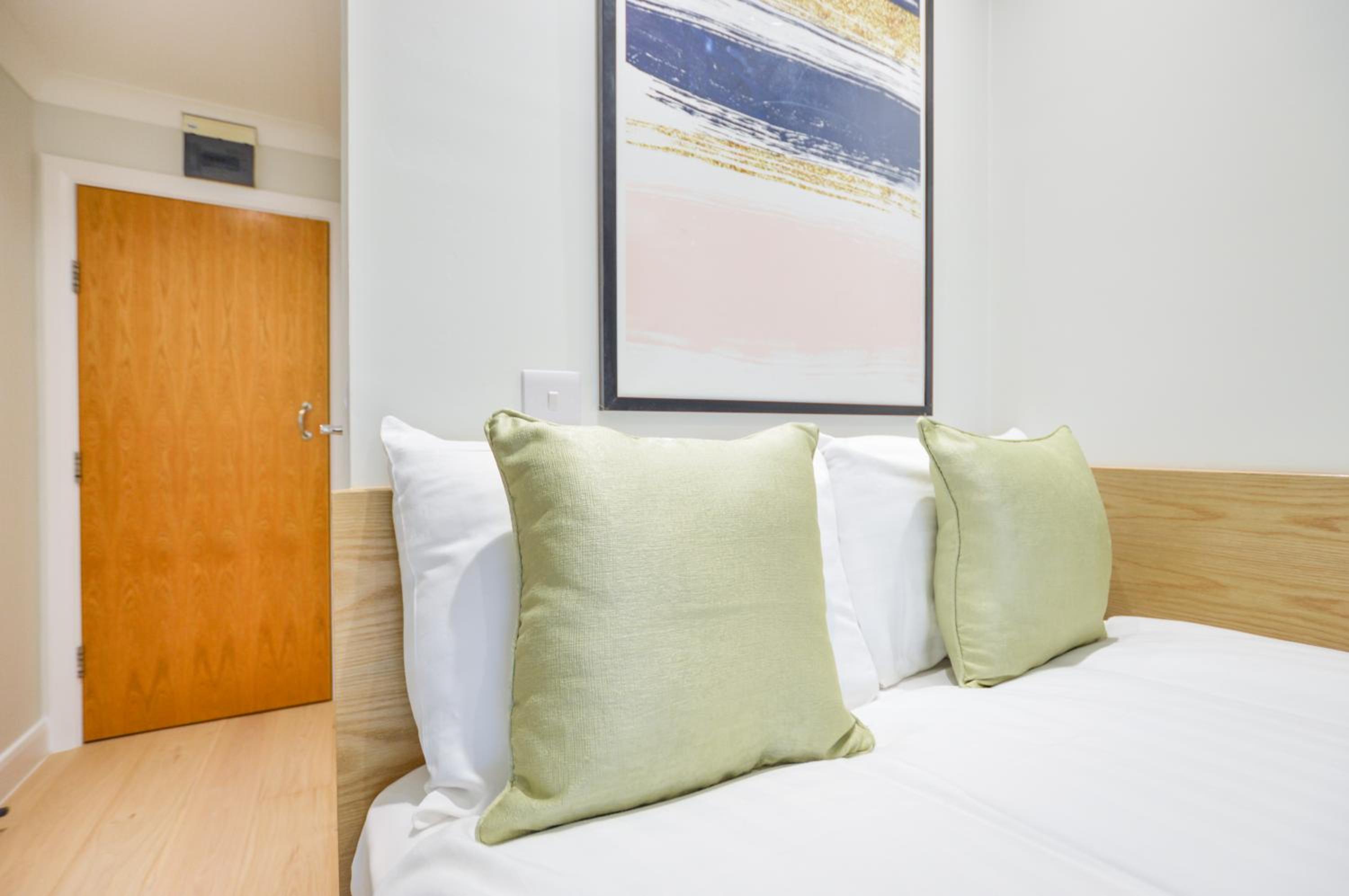 Queensborough Terrace Serviced Apartments by Concept Apartments